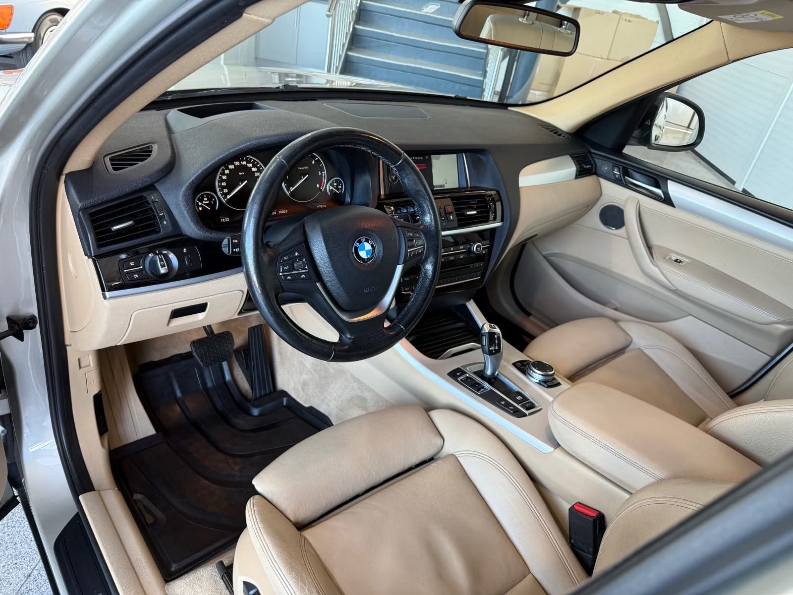 BMW X3 xDrive20d med Bluetooth audio