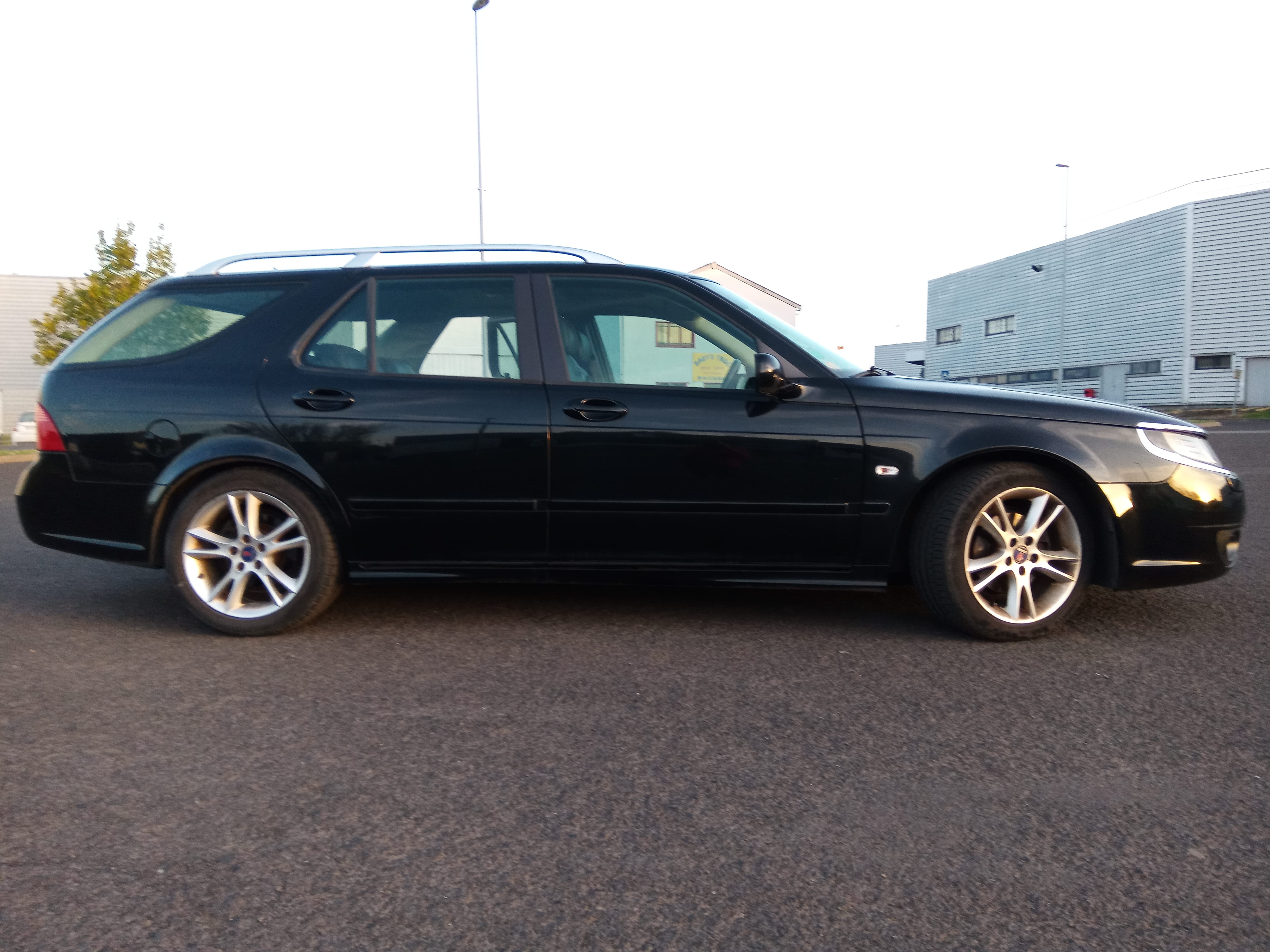 Saab 9-5 1.9 TID avec Climatisation