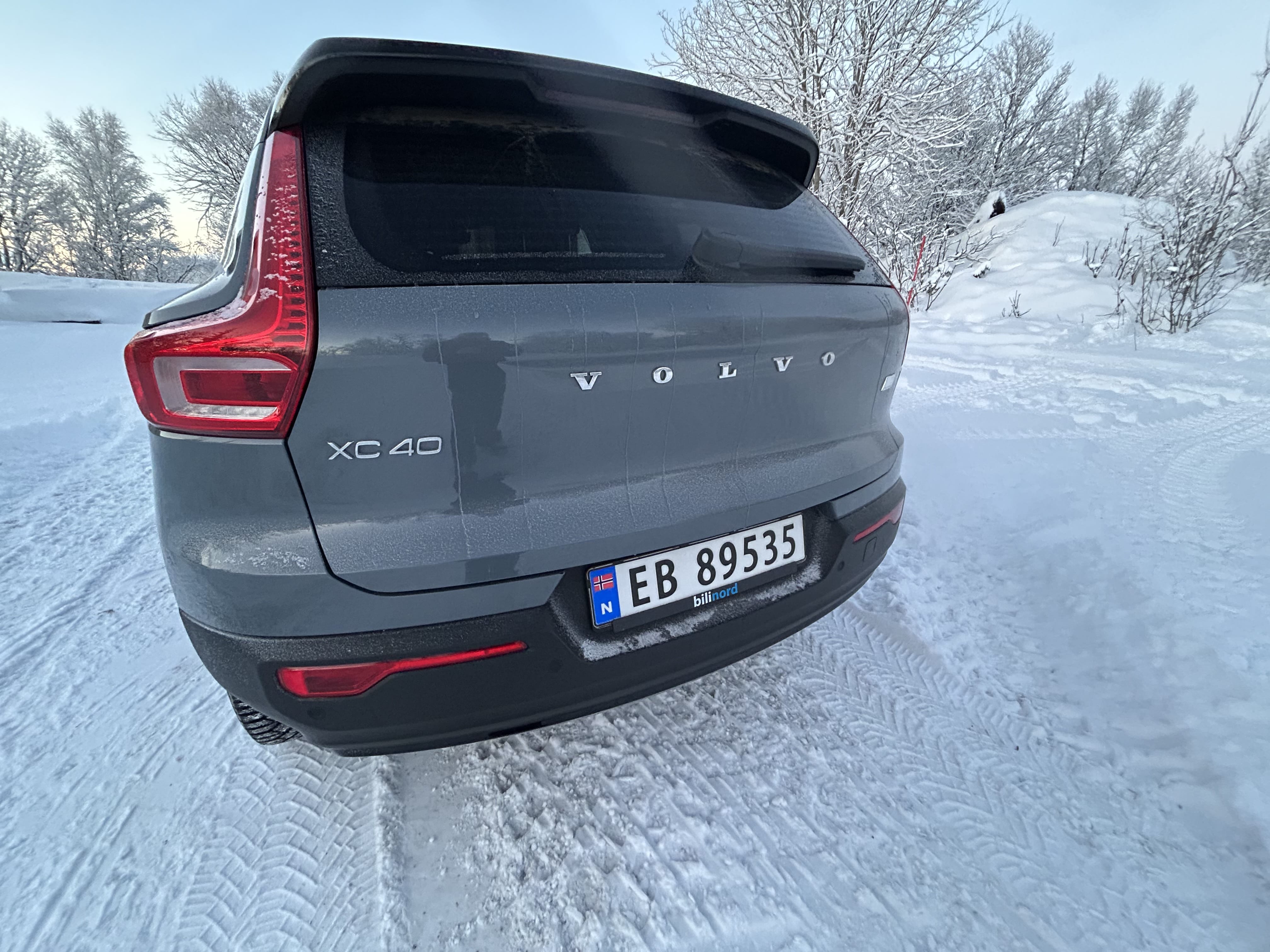 Volvo C40 Recharge med Babysete