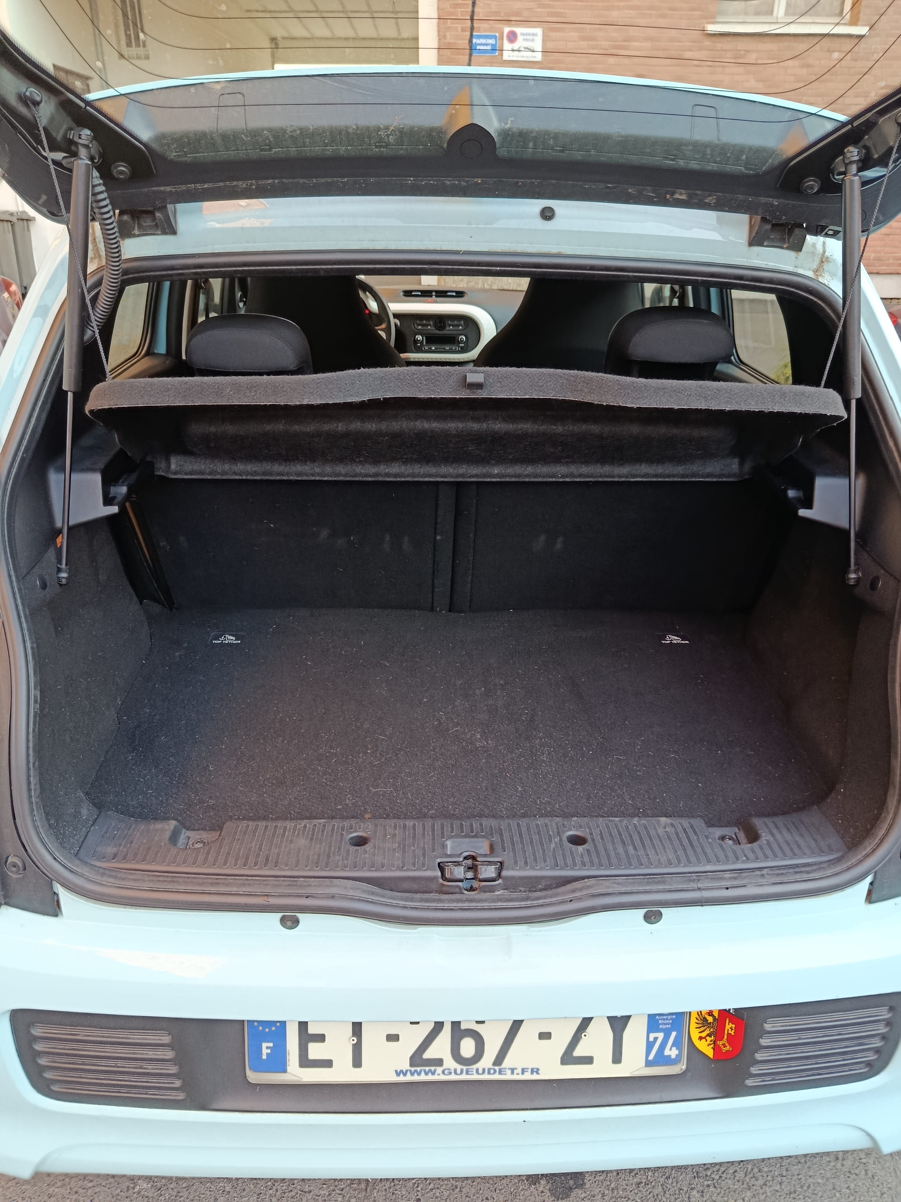Renault Twingo avec Entrée audio / iPod