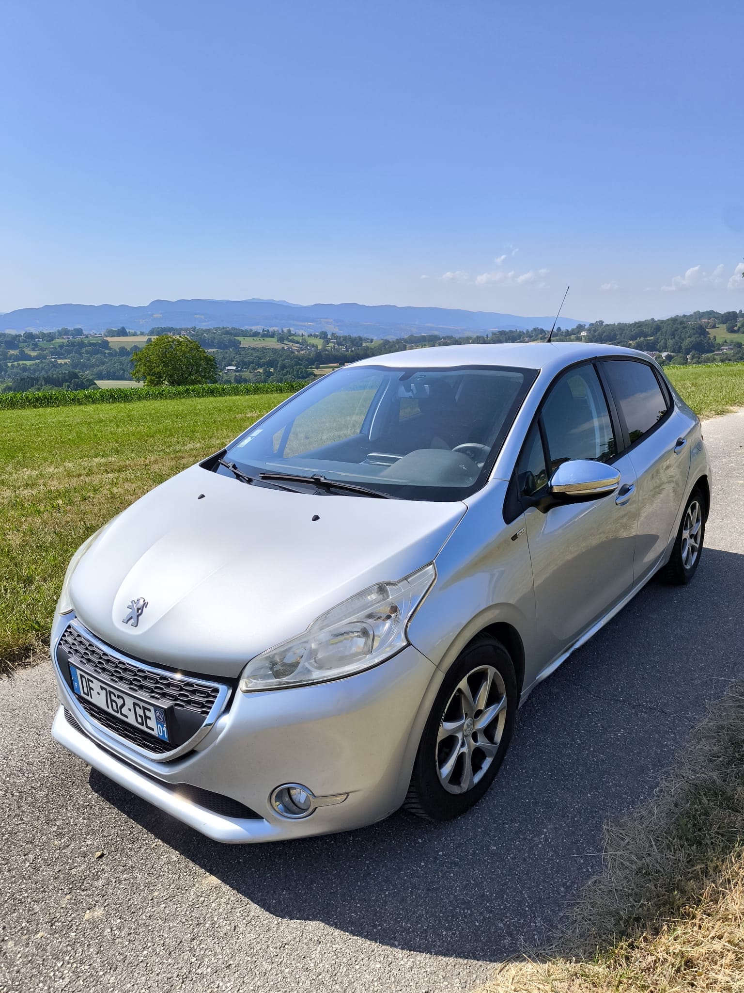 Peugeot 208 avec Siège bébé