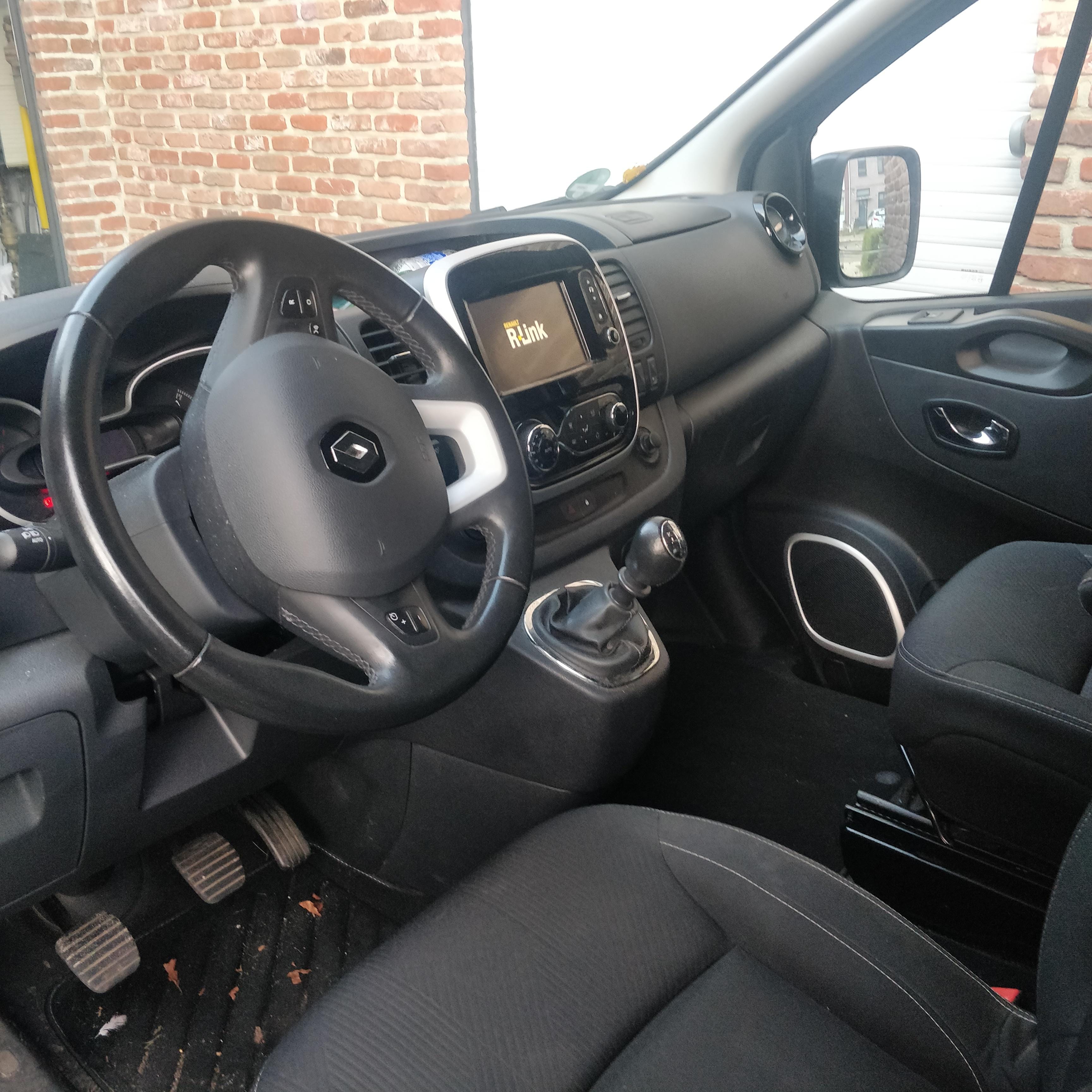 Renault Trafic Passenger avec Régulateur de vitesse