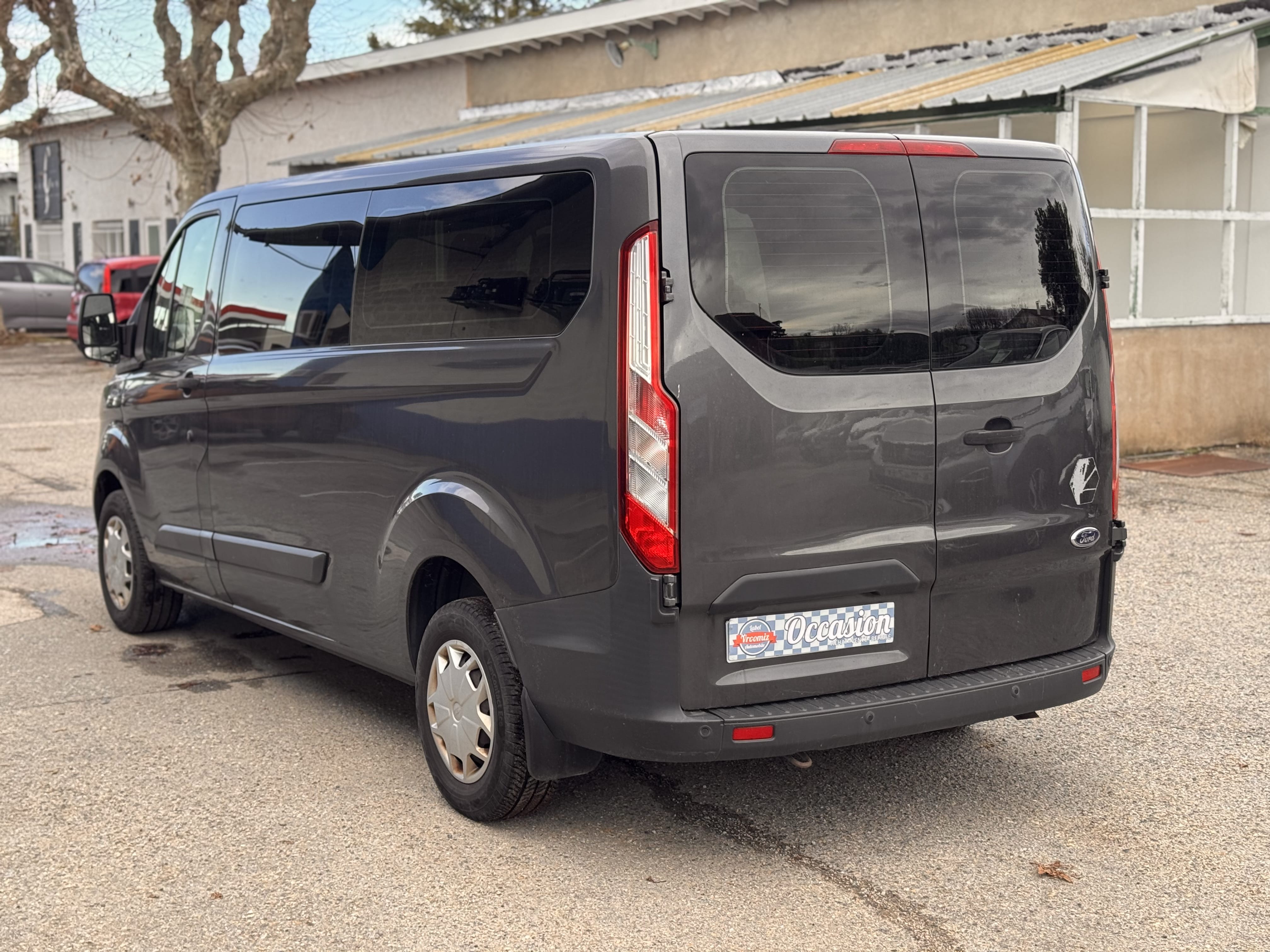 Ford Transit Custom Kombi avec GPS