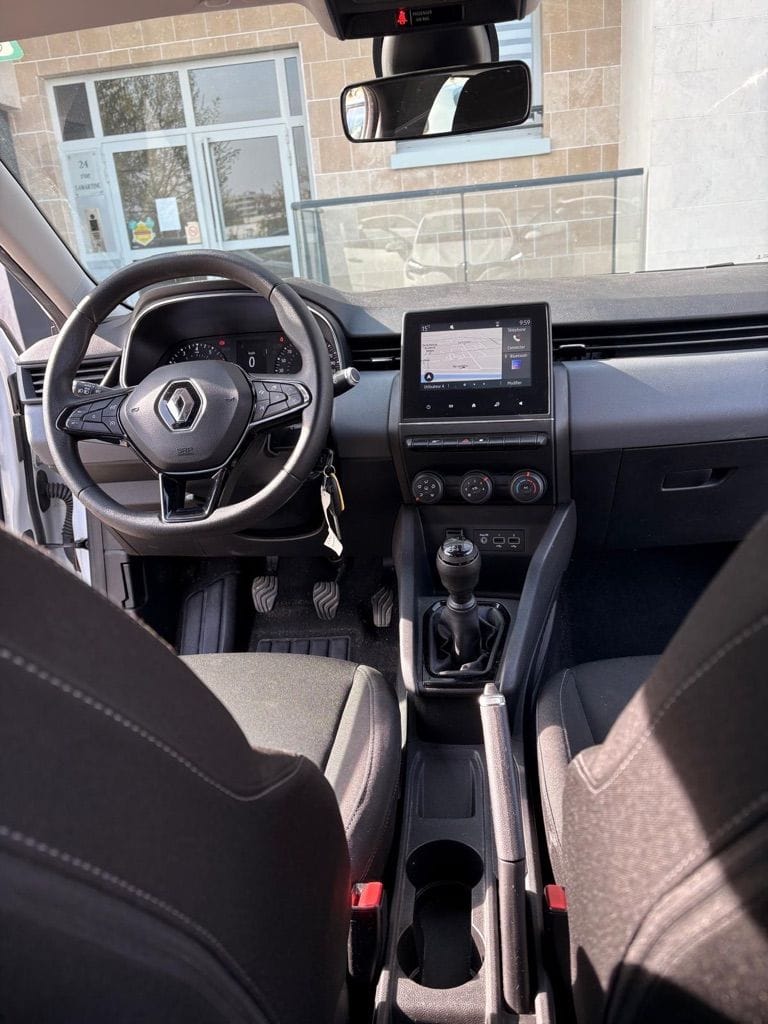 Renault Clio avec Autoradio