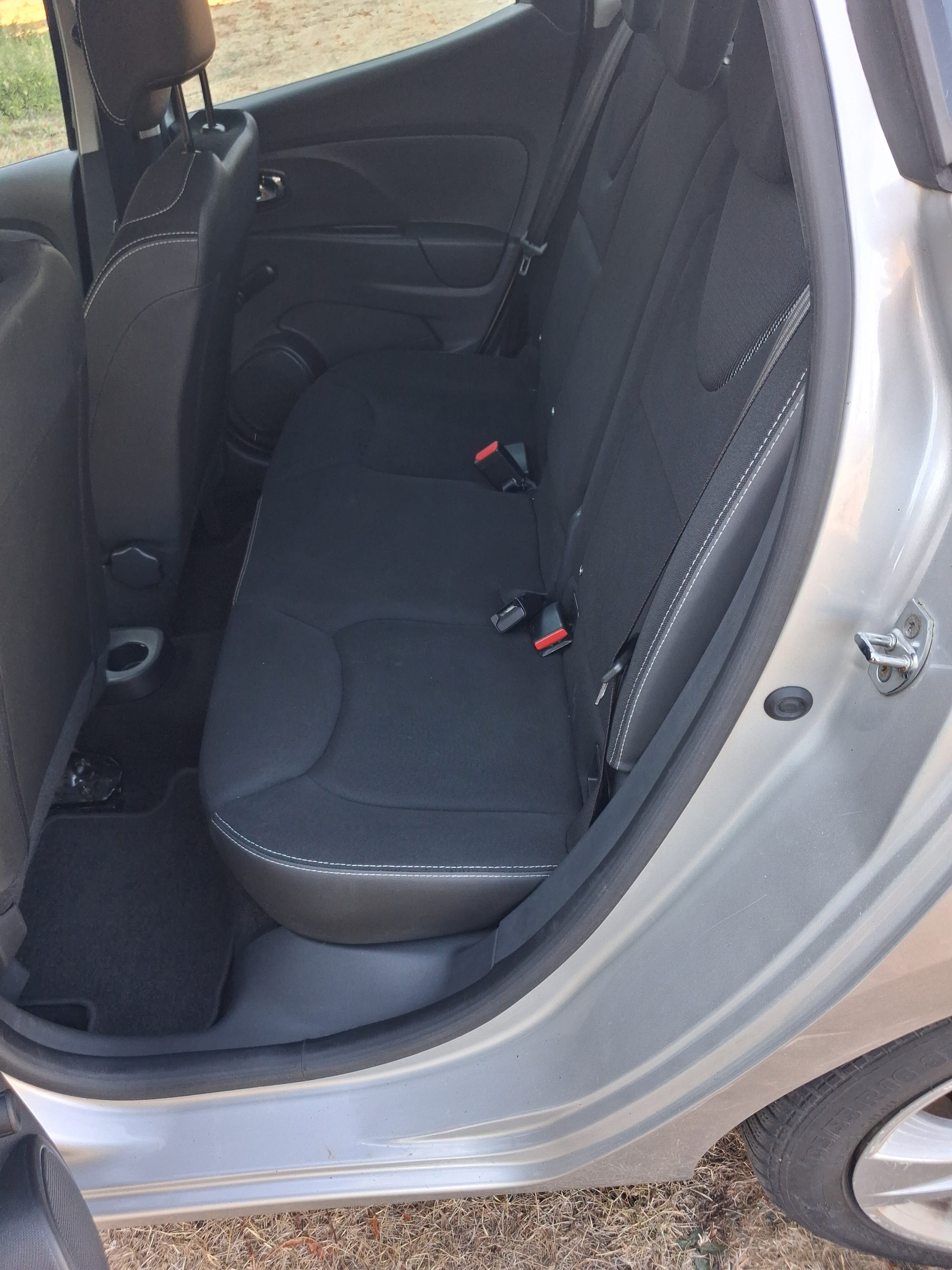 Renault Clio avec Autoradio