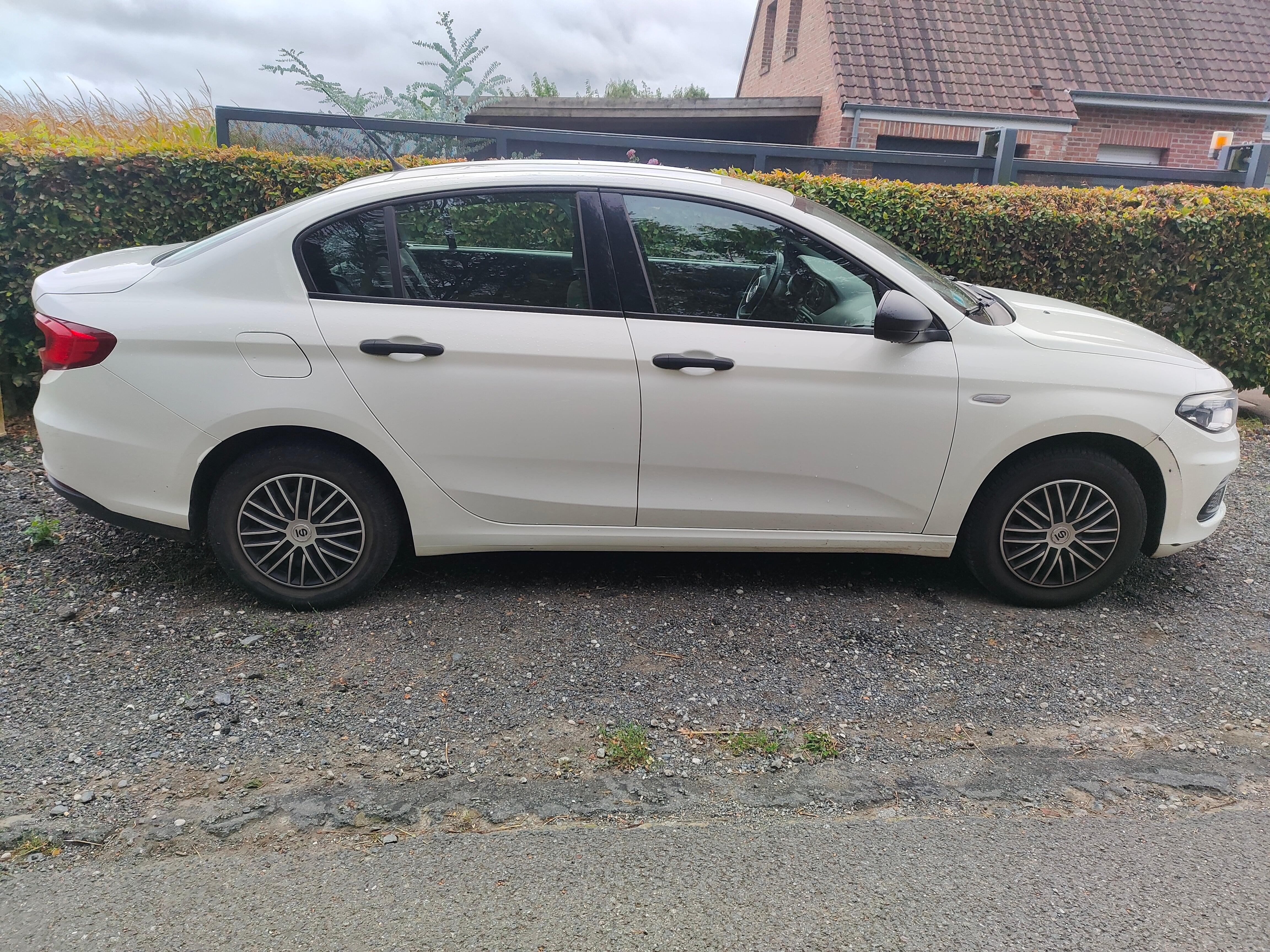 Fiat Tipo Essence avec Climatisation