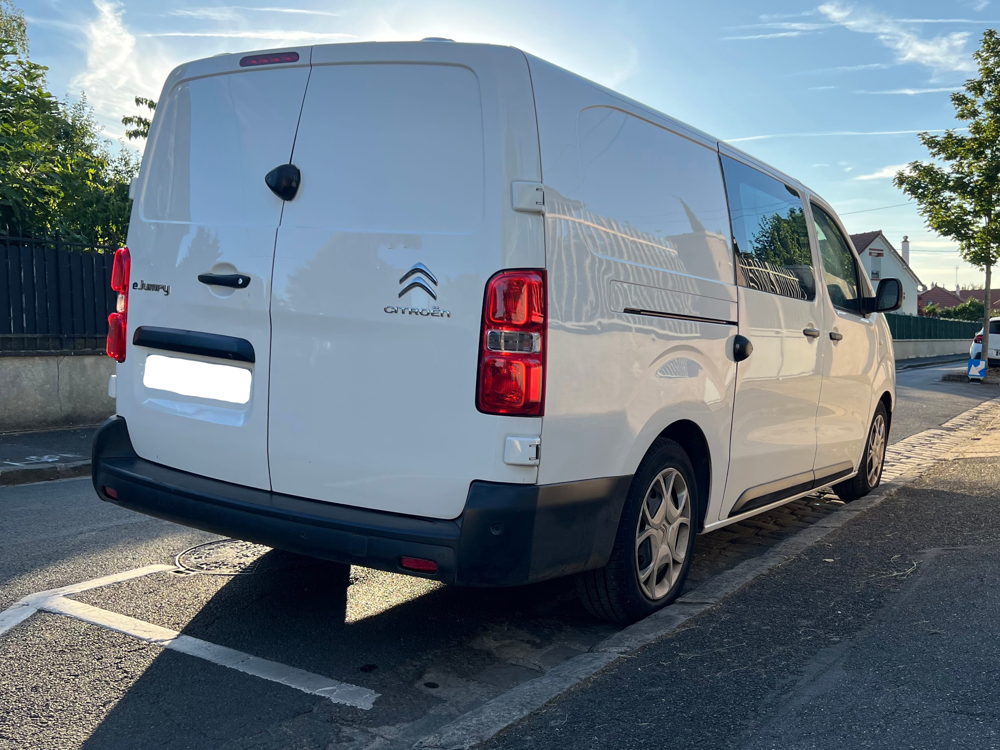 Citroen Ë-Jumpy XL 75 kWh | stationnement gratuit Paris avec Caméra de recul