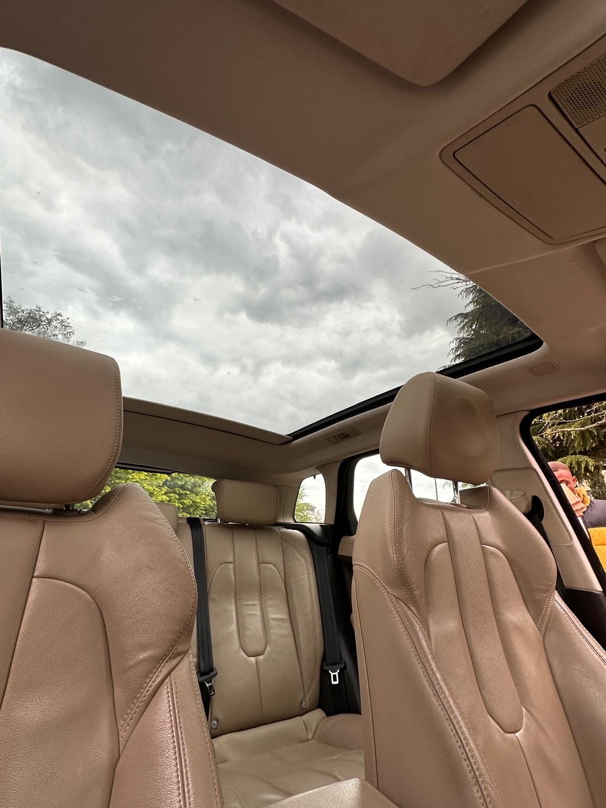 Land-Rover Range Rover Evoque avec Dashcam