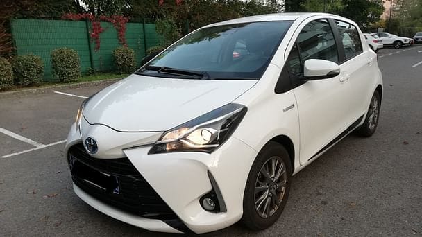 Toyota Yaris Hybride, 2017, Essence 95, automatique