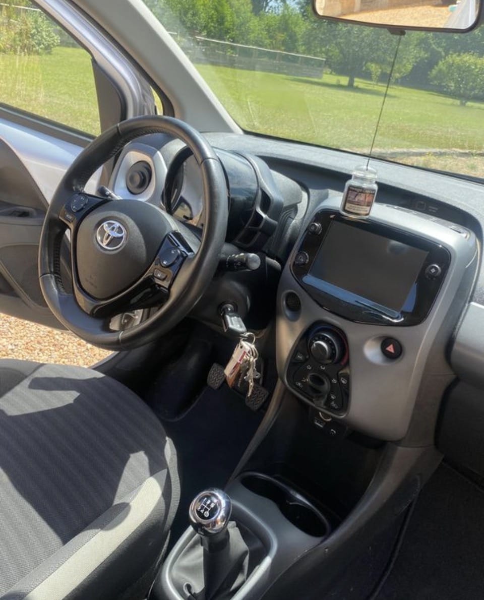 Toyota Aygo II avec Apple CarPlay