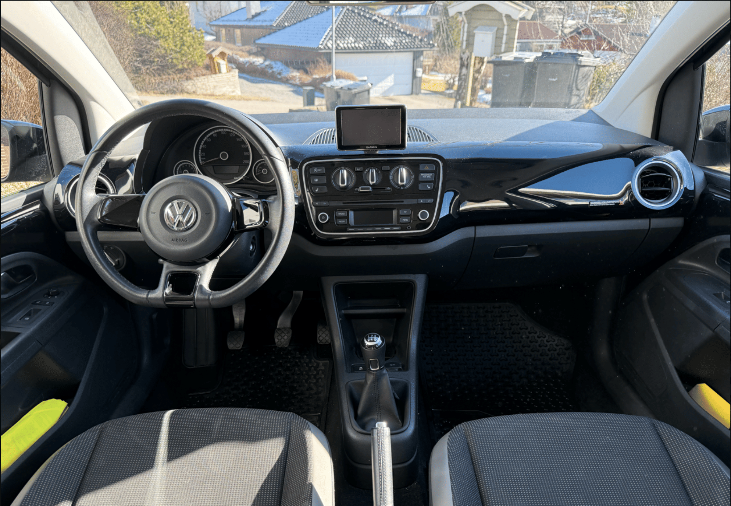 Volkswagen Up! with Cruise control
