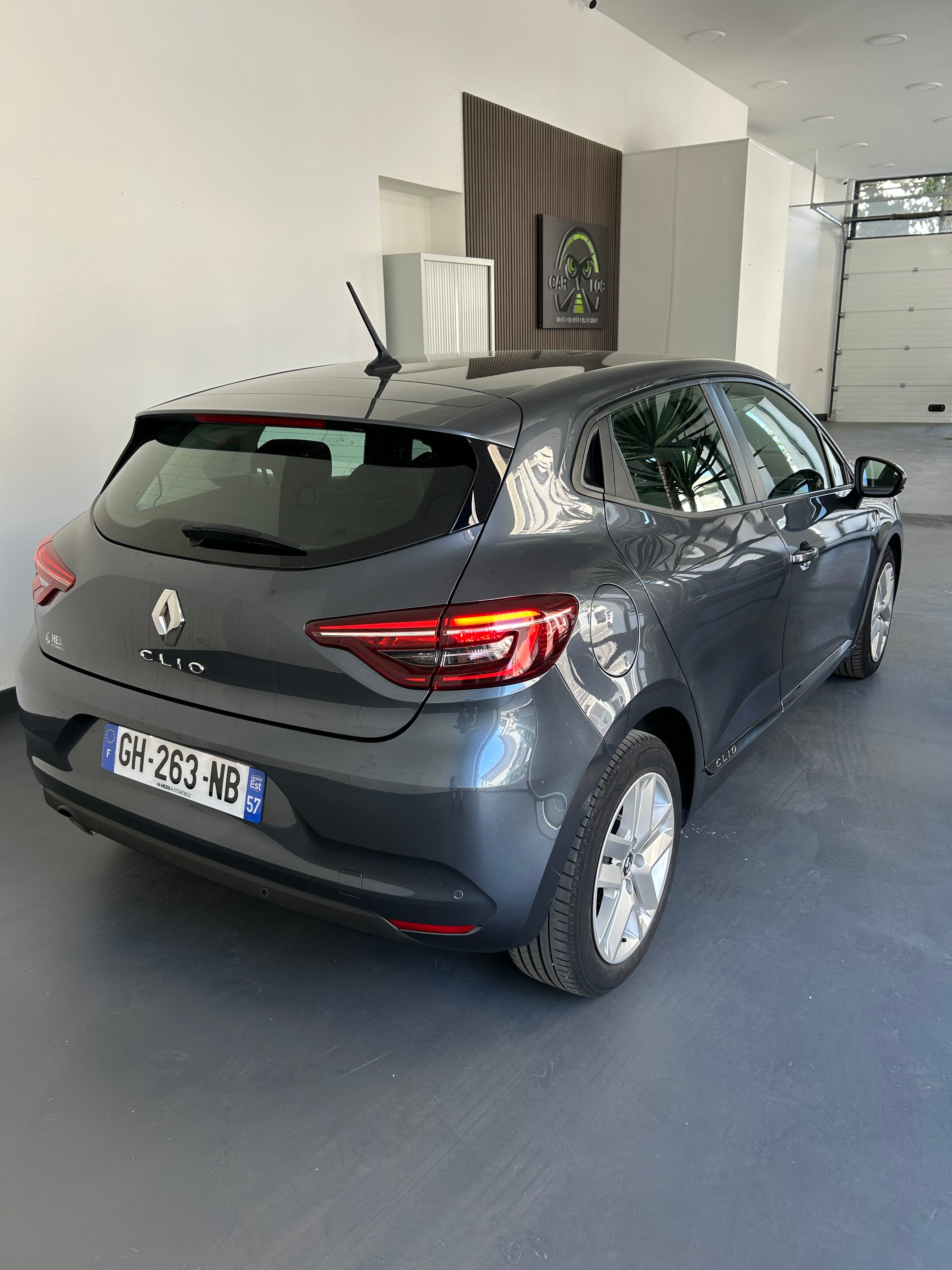 Renault Clio avec GPS