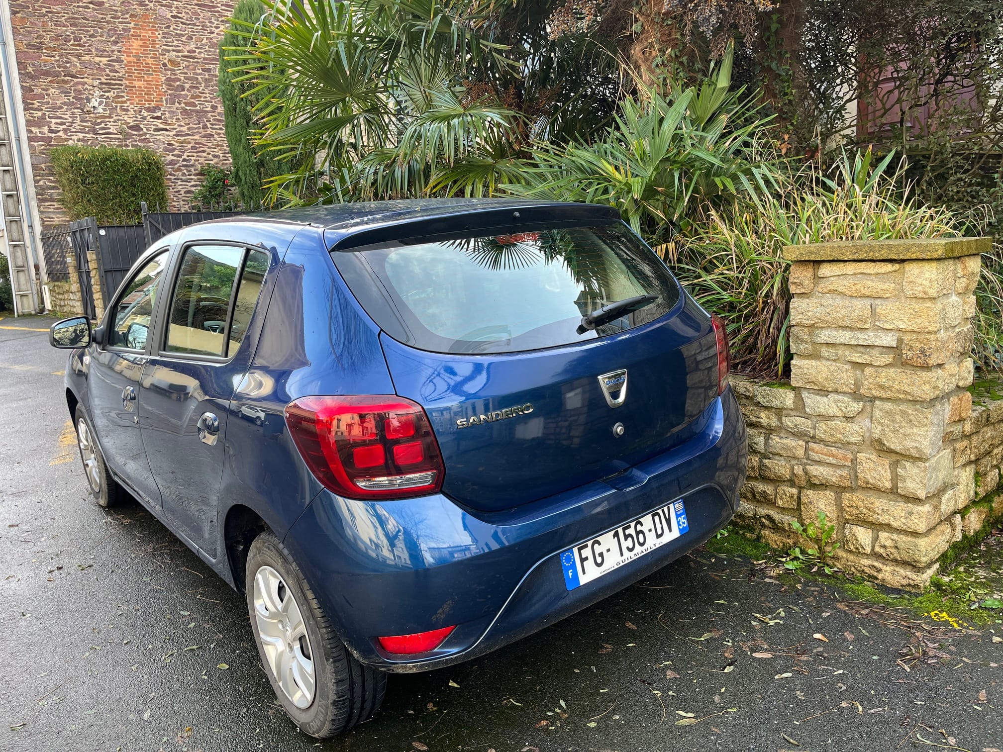 Dacia Sandero con Silla infantil