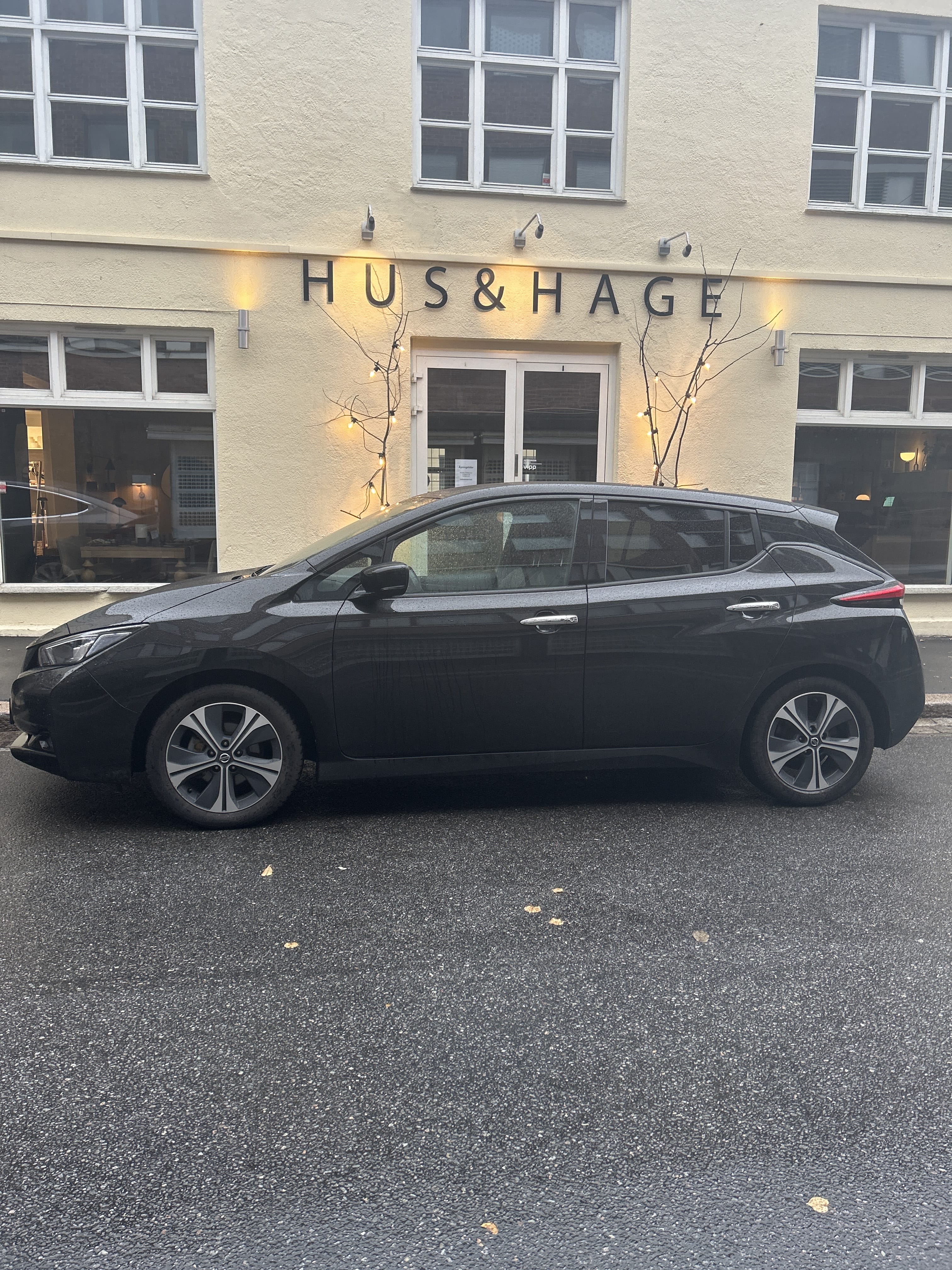 Nissan Leaf Elbil N-Connecta med 2 ISOFIX fester. med Aircondition