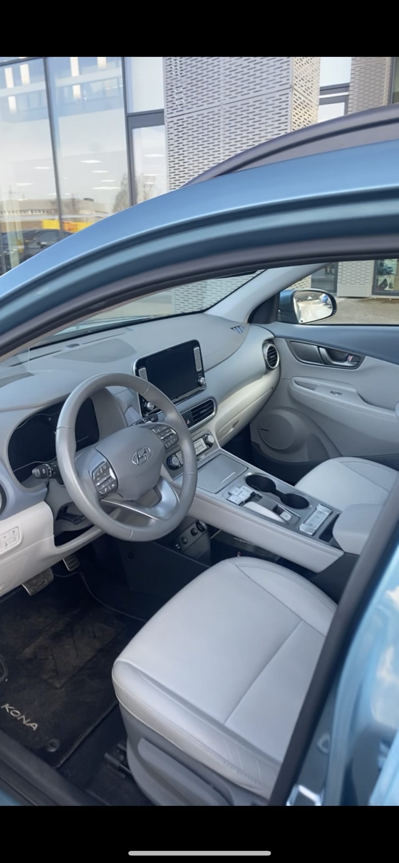 Hyundai Kona Electric med GPS