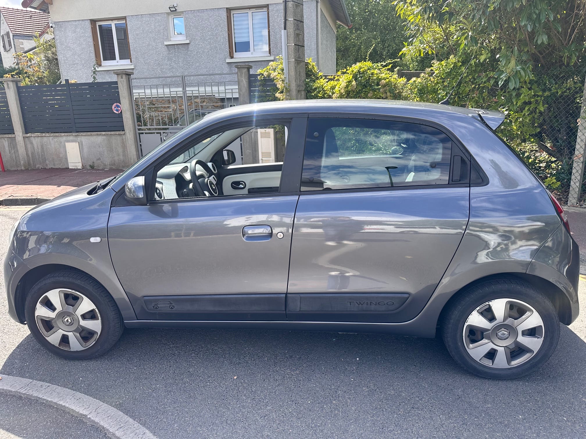 Renault Twingo III 1.0 Sce avec Climatisation