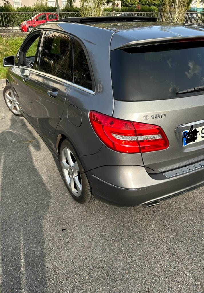 Mercedes-Benz Classe B avec Régulateur de vitesse