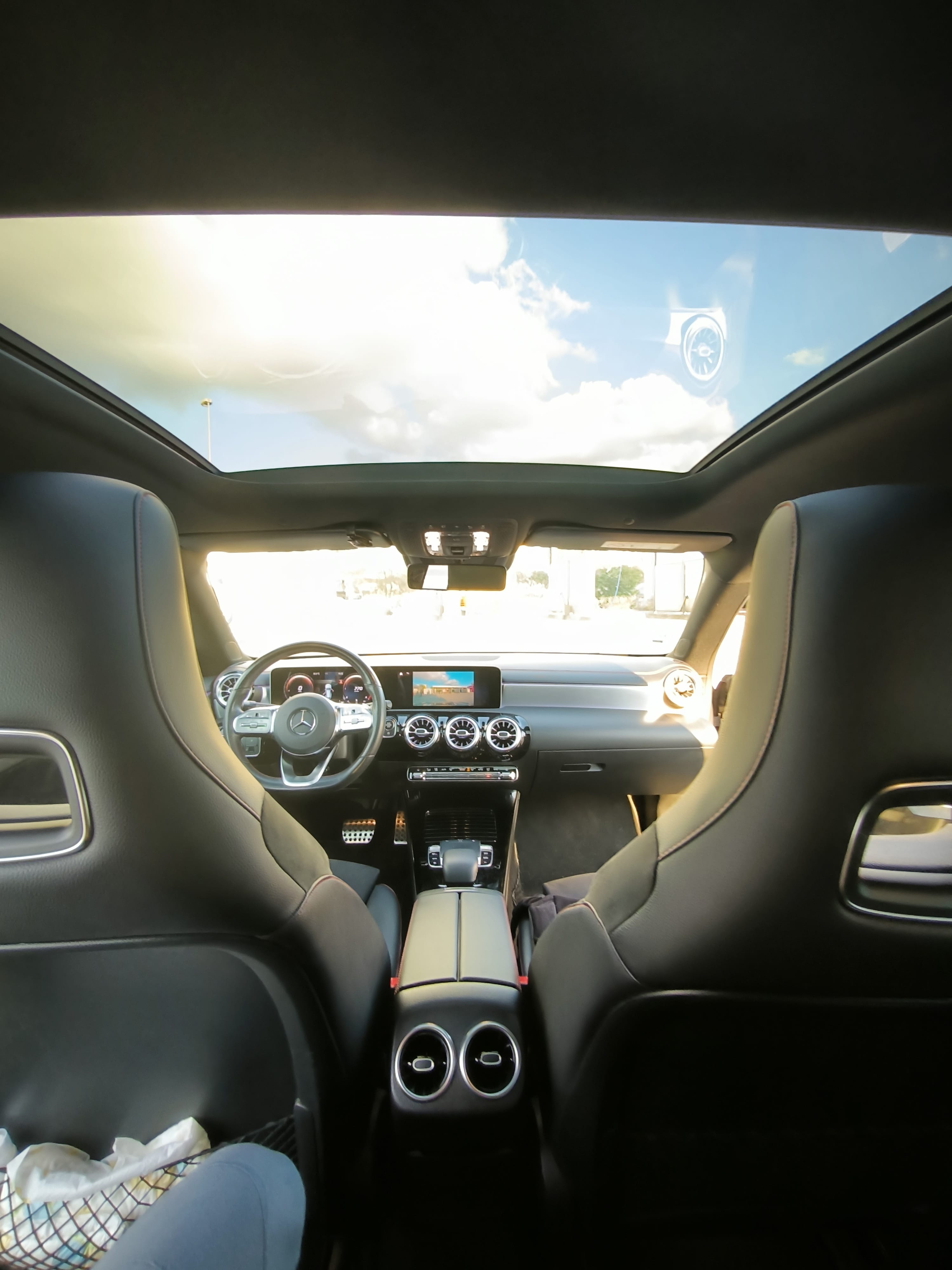 Mercedes-Benz CLA 200 con Aire acondicionado