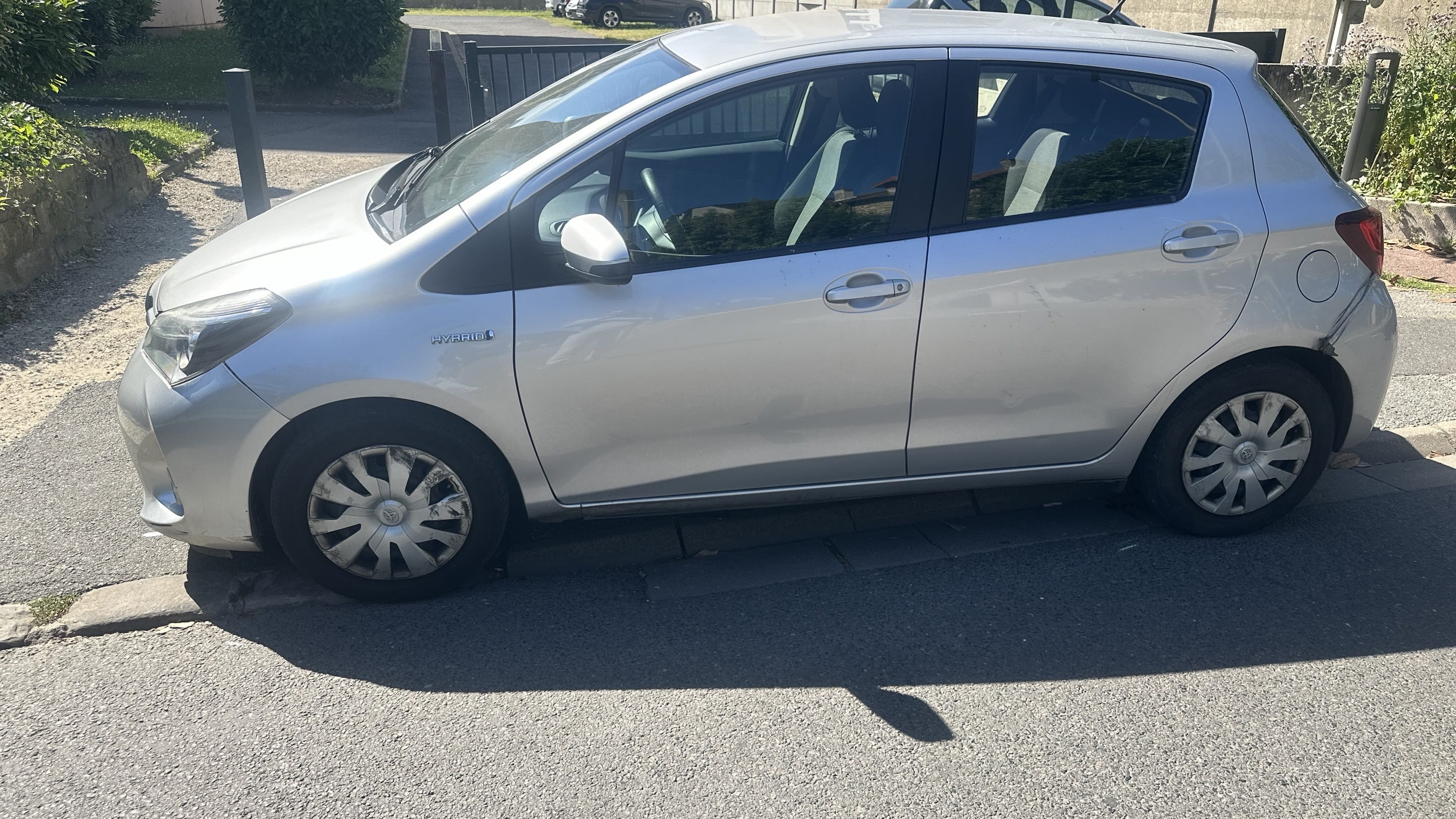Toyota Yaris Hybride avec Climatisation