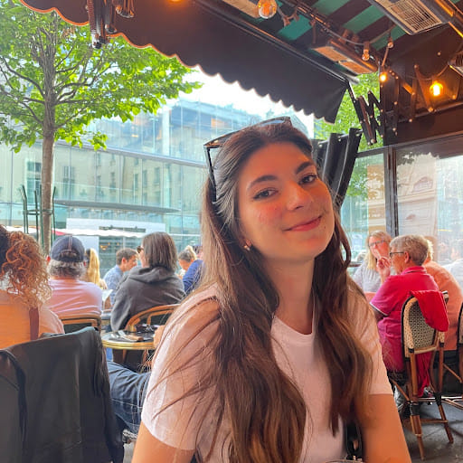 Chloé