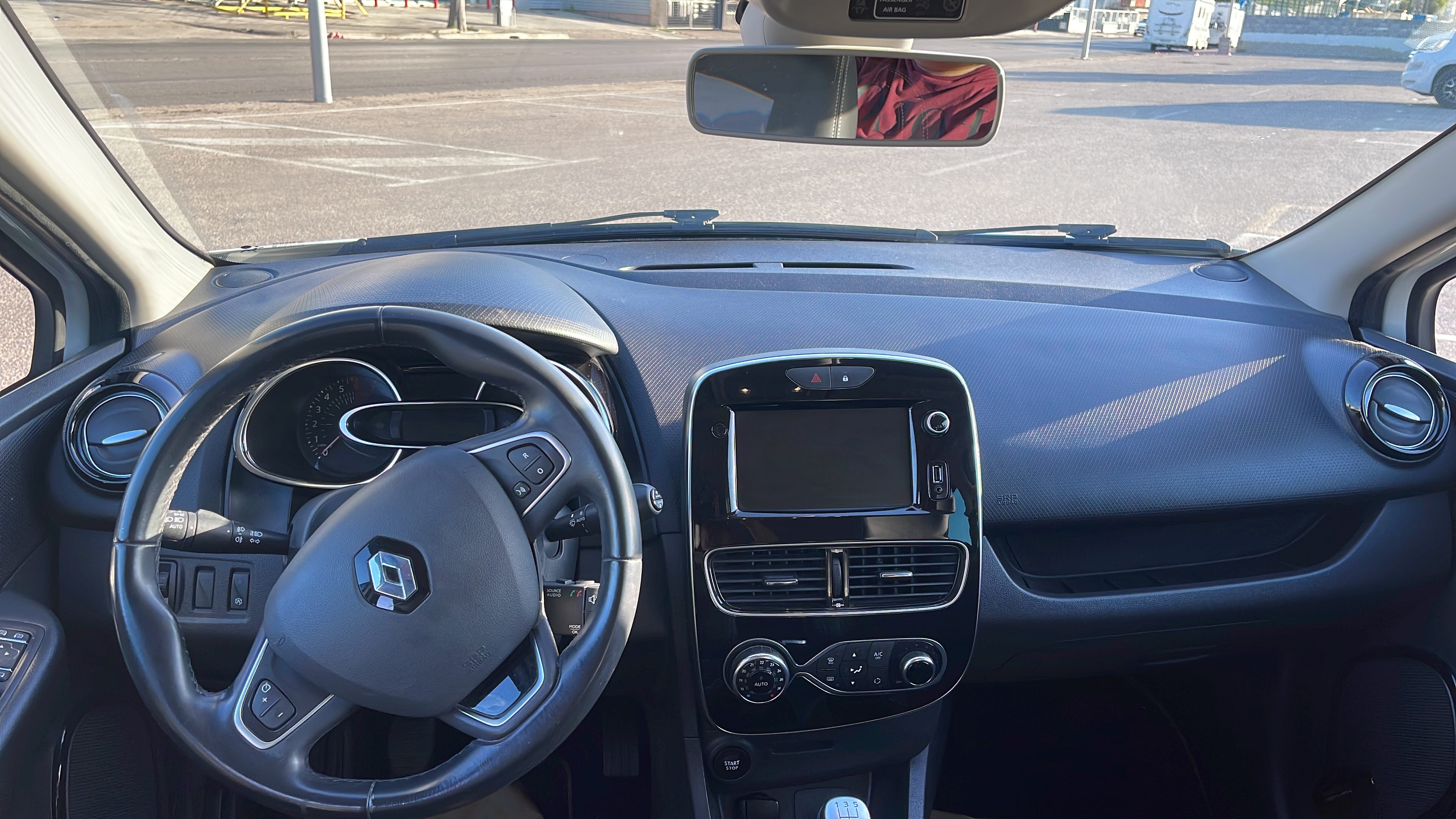 Renault Clio con Control de velocidad