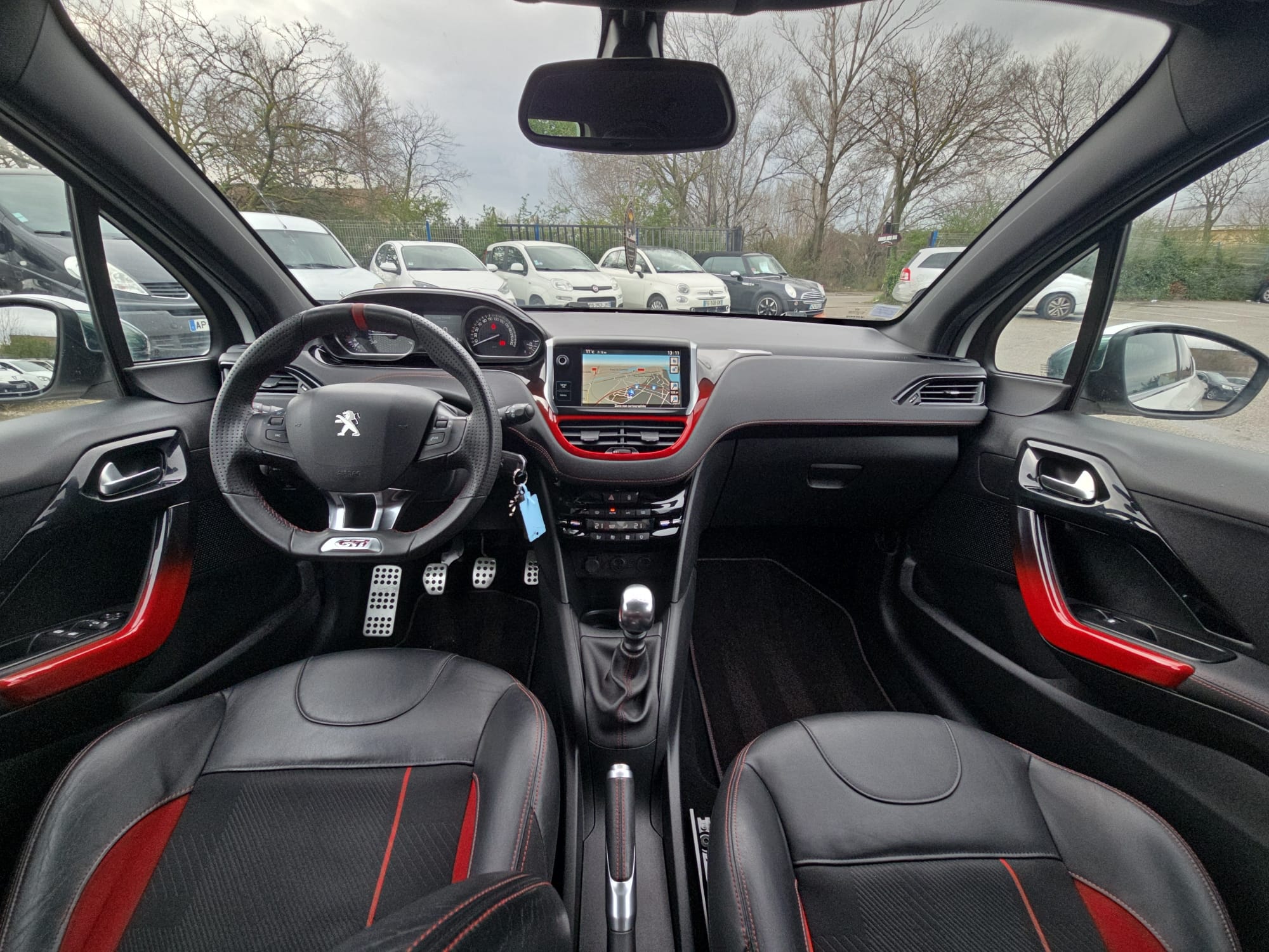 Peugeot 208 avec Régulateur de vitesse