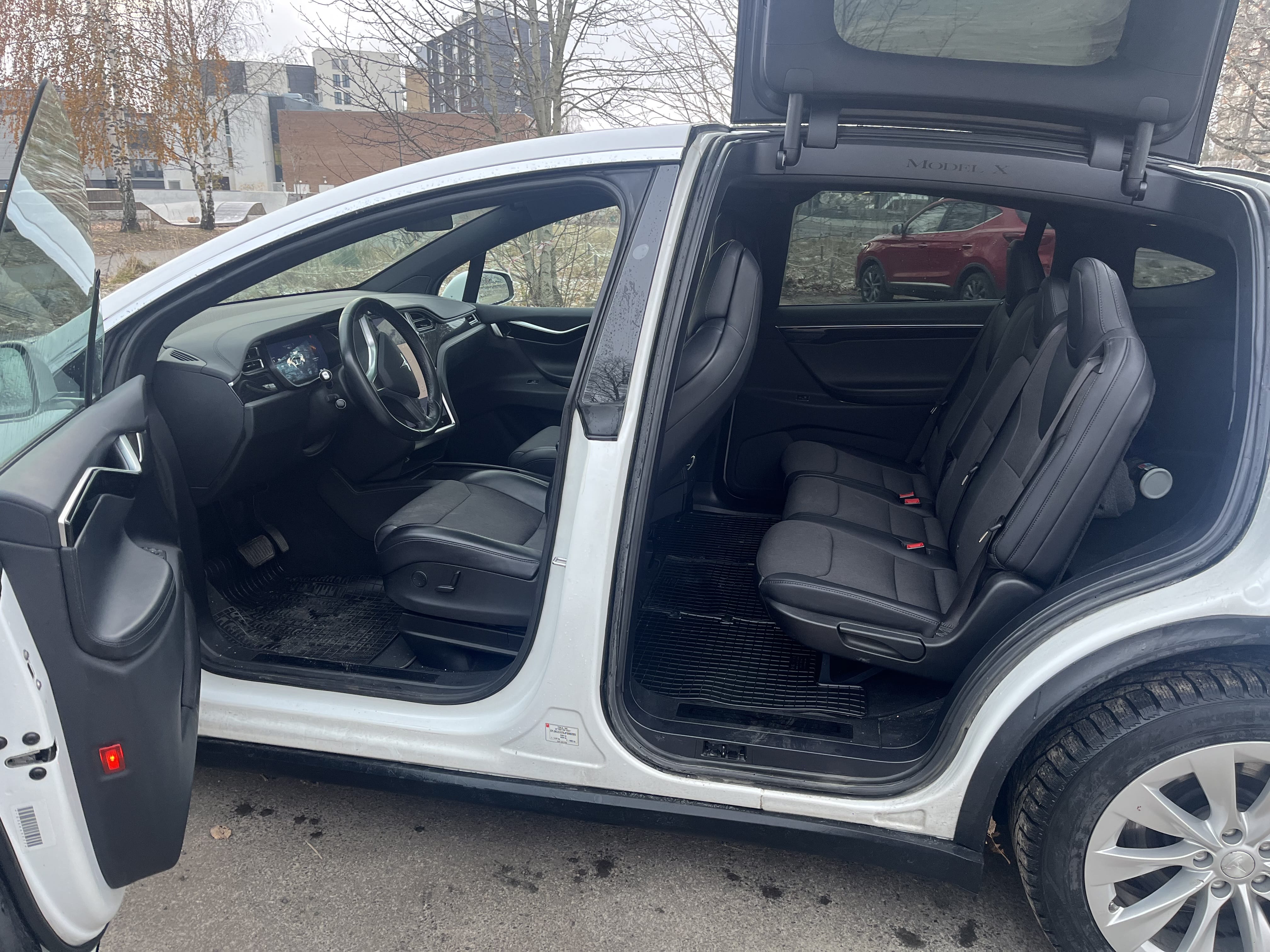 Tesla Model X med Bluetooth audio