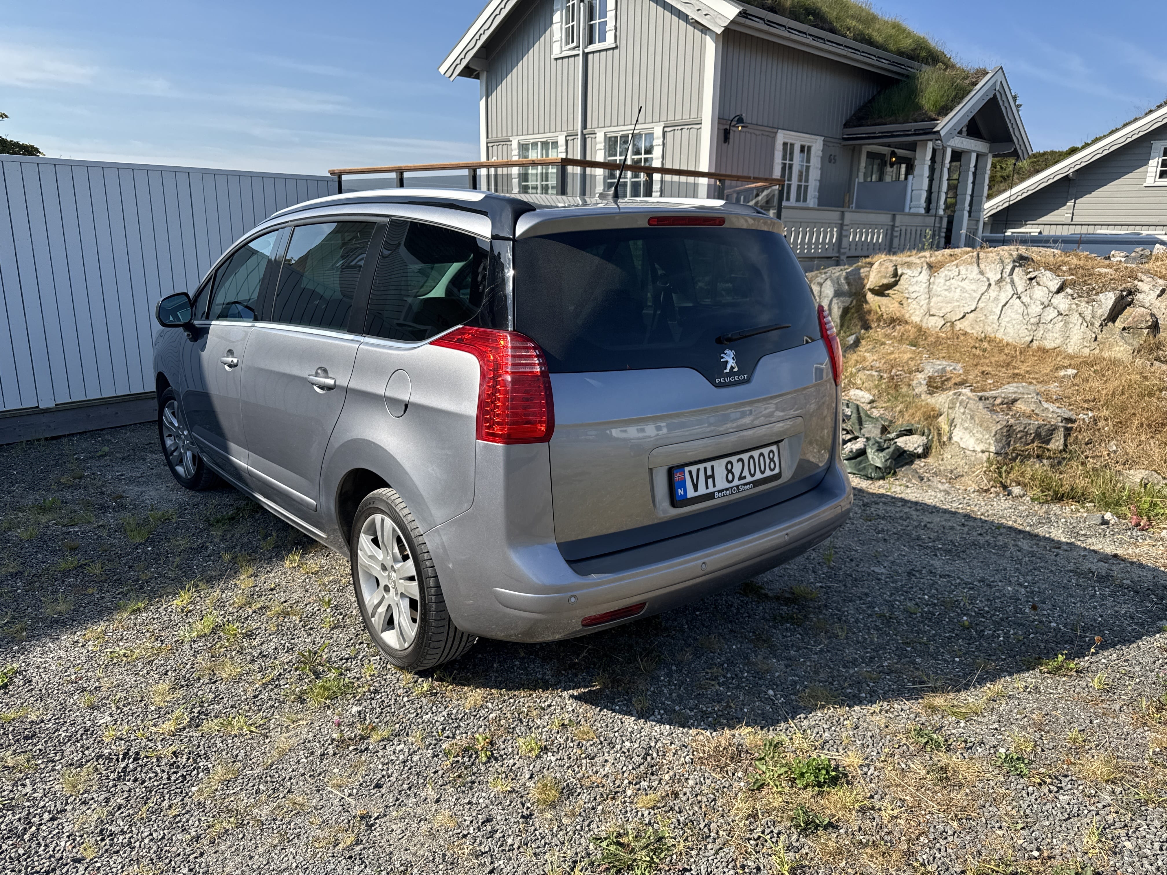 Peugeot 5008 med GPS