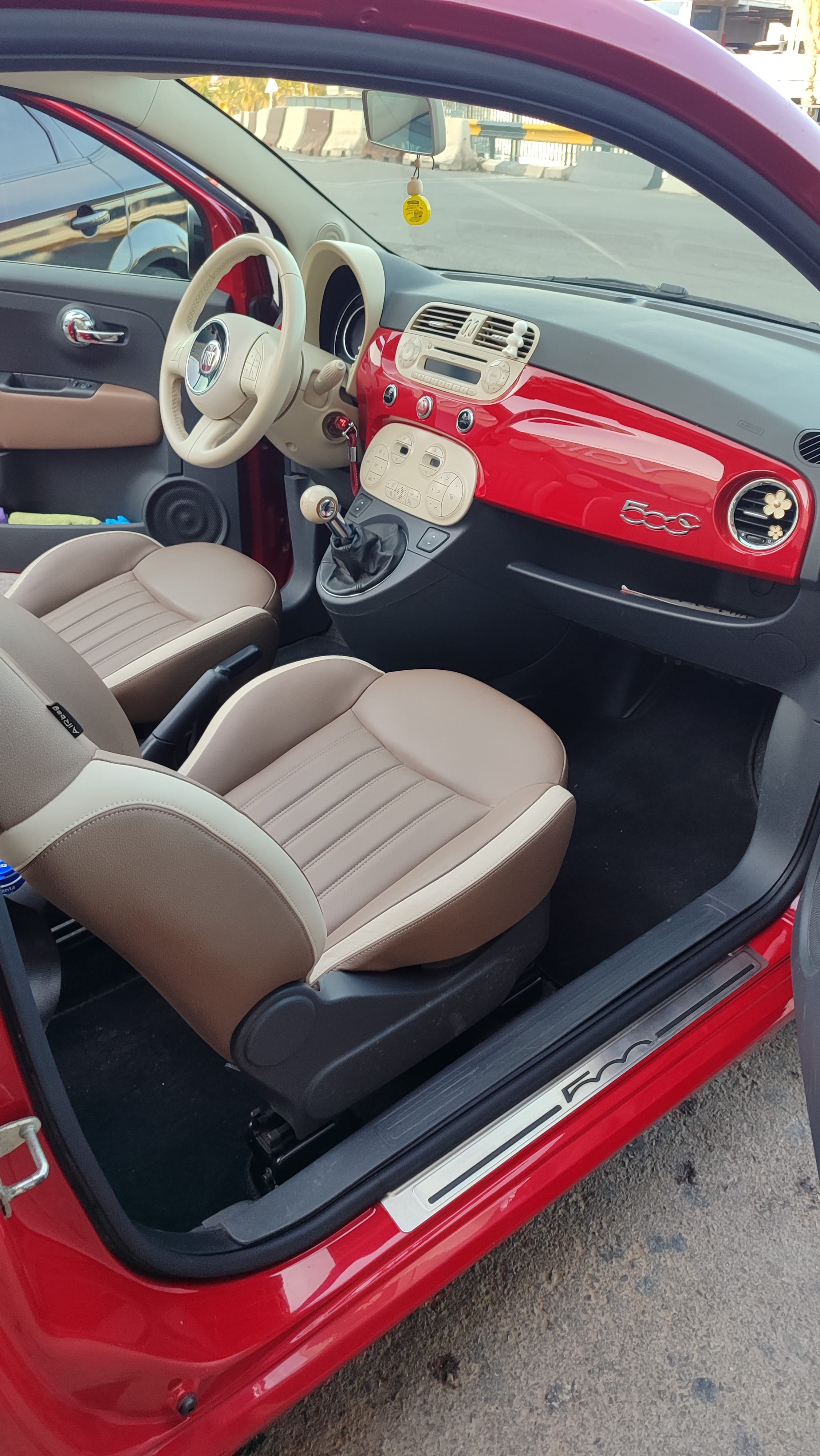 Fiat 500 con Entrada de Audio/iPod