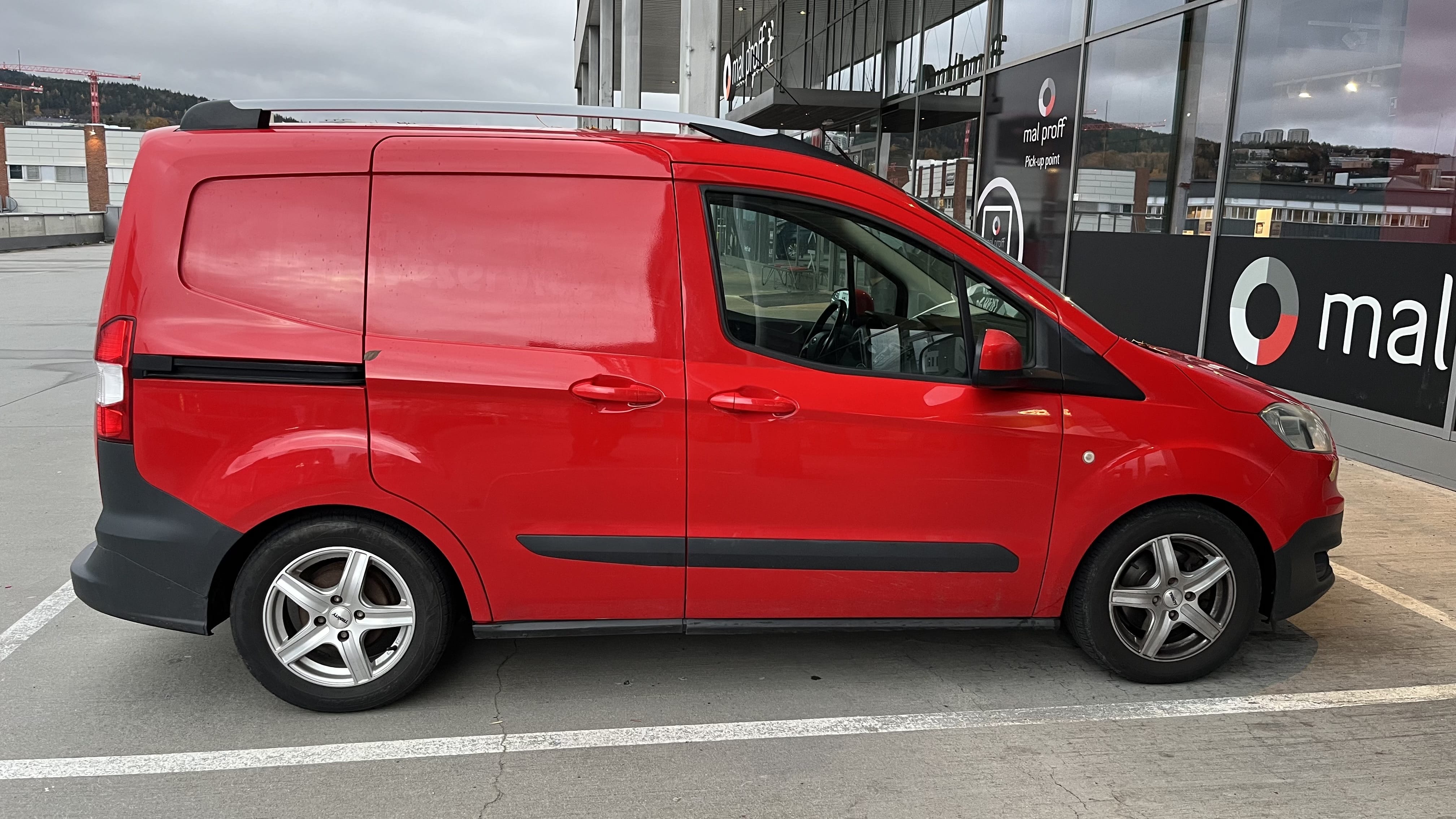 Ford Transit Courier Varebil