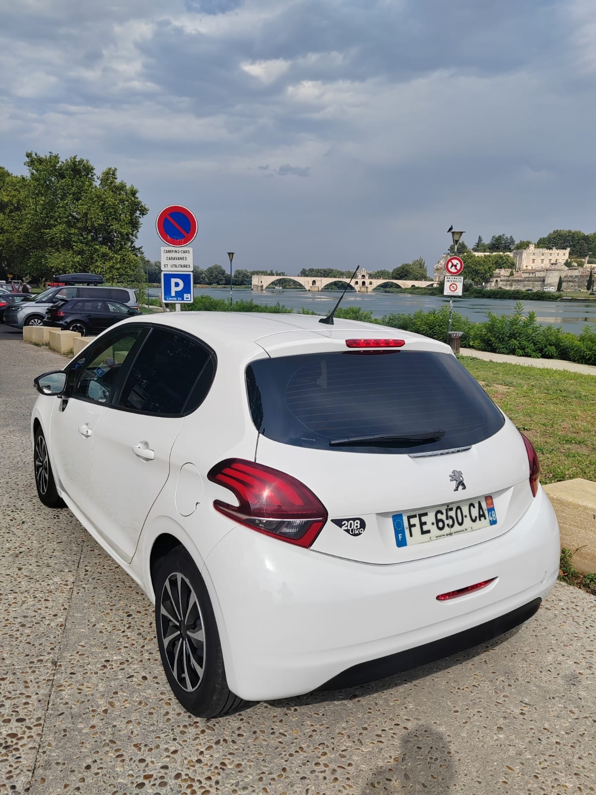 Peugeot 208 with GPS