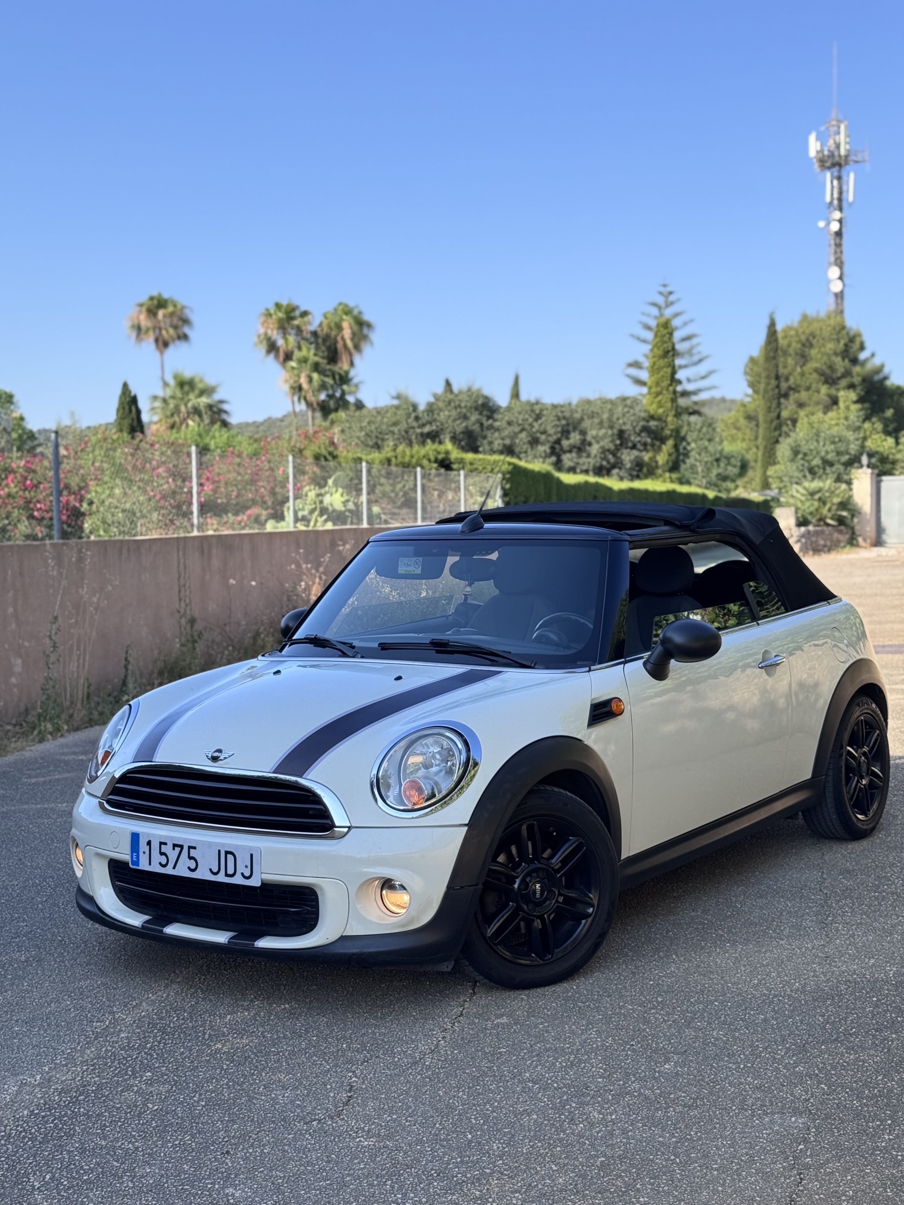 Mini Cooper Convertible R57 con Entrada de Audio/iPod