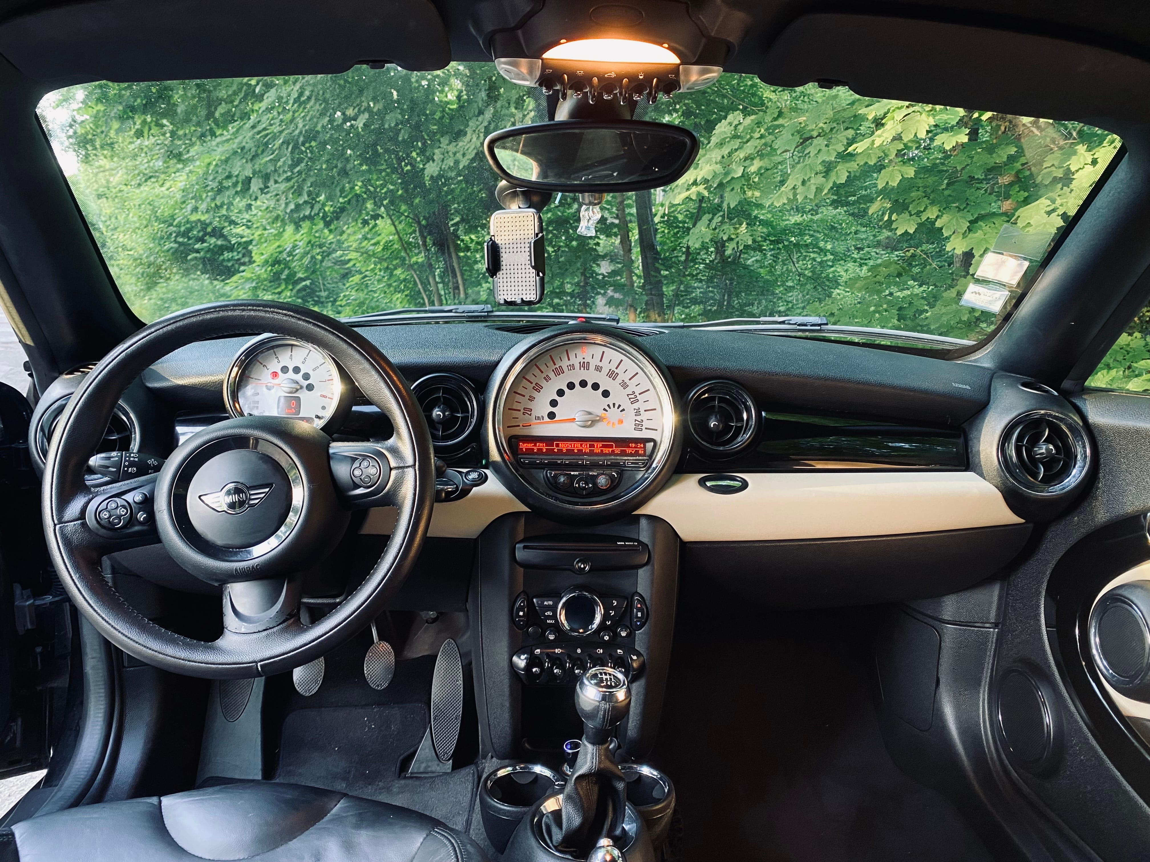 Mini Coupé avec Port USB