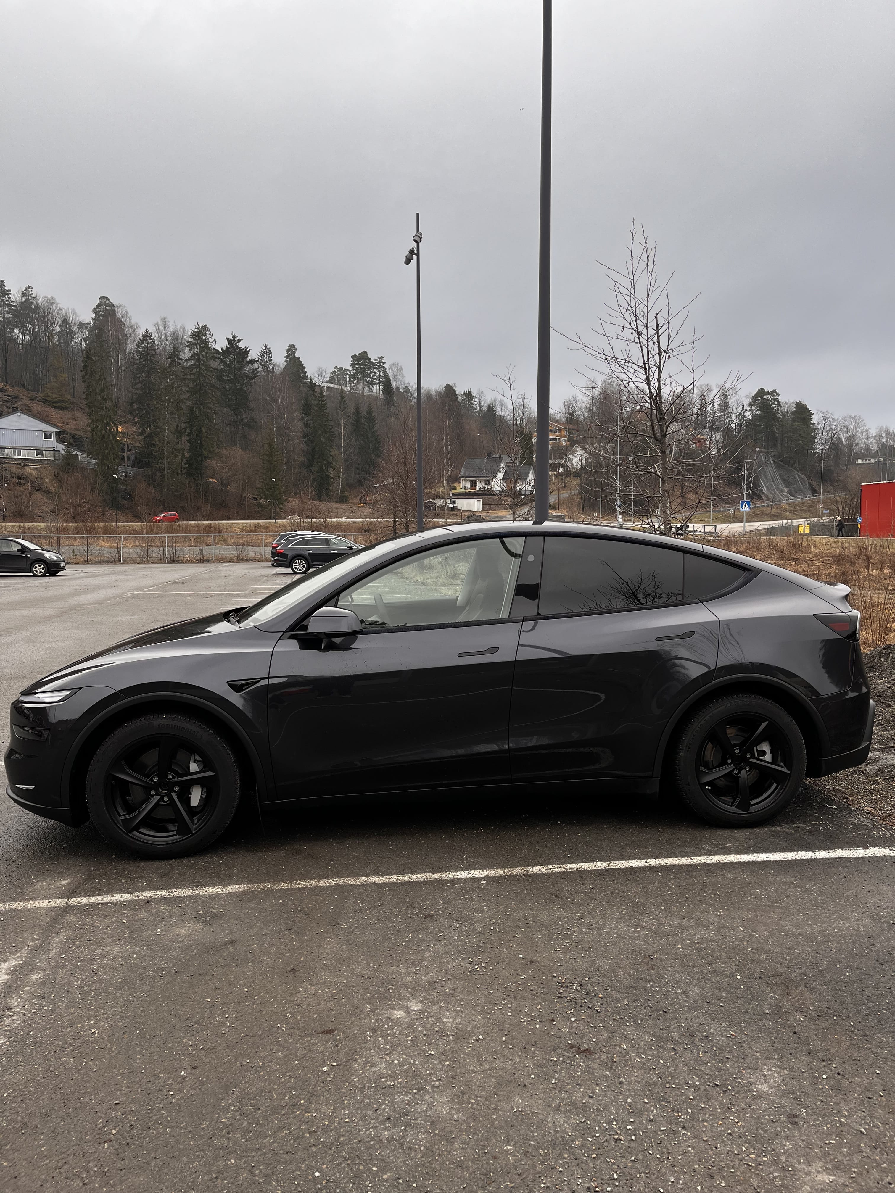 Tesla Model Y Long Range med Aircondition