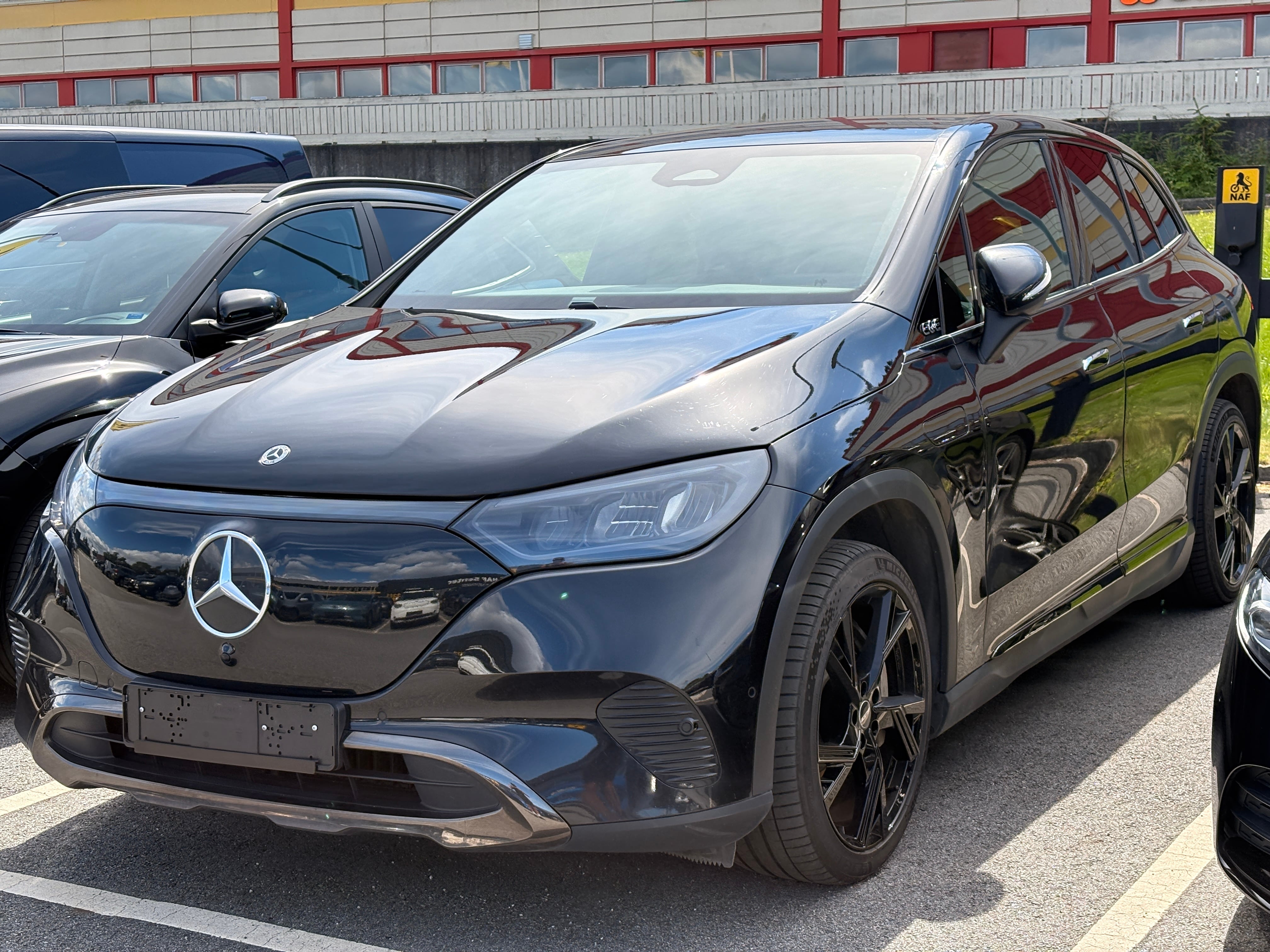 Mercedes-Benz EQE 350 4MATIC med Cruisekontroll