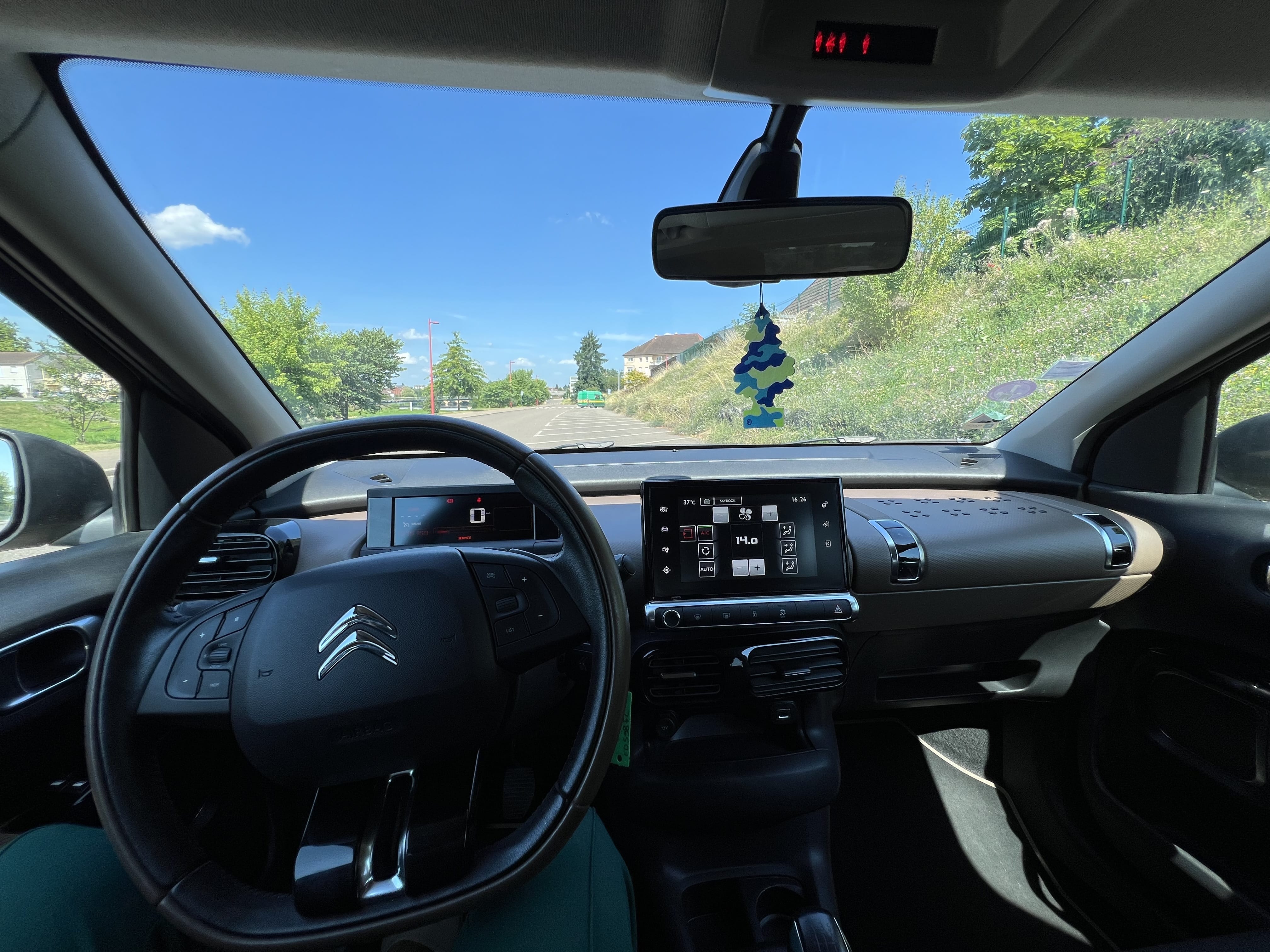Citroen C4 Cactus avec GPS