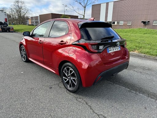 Toyota Yaris Hybride avec GPS