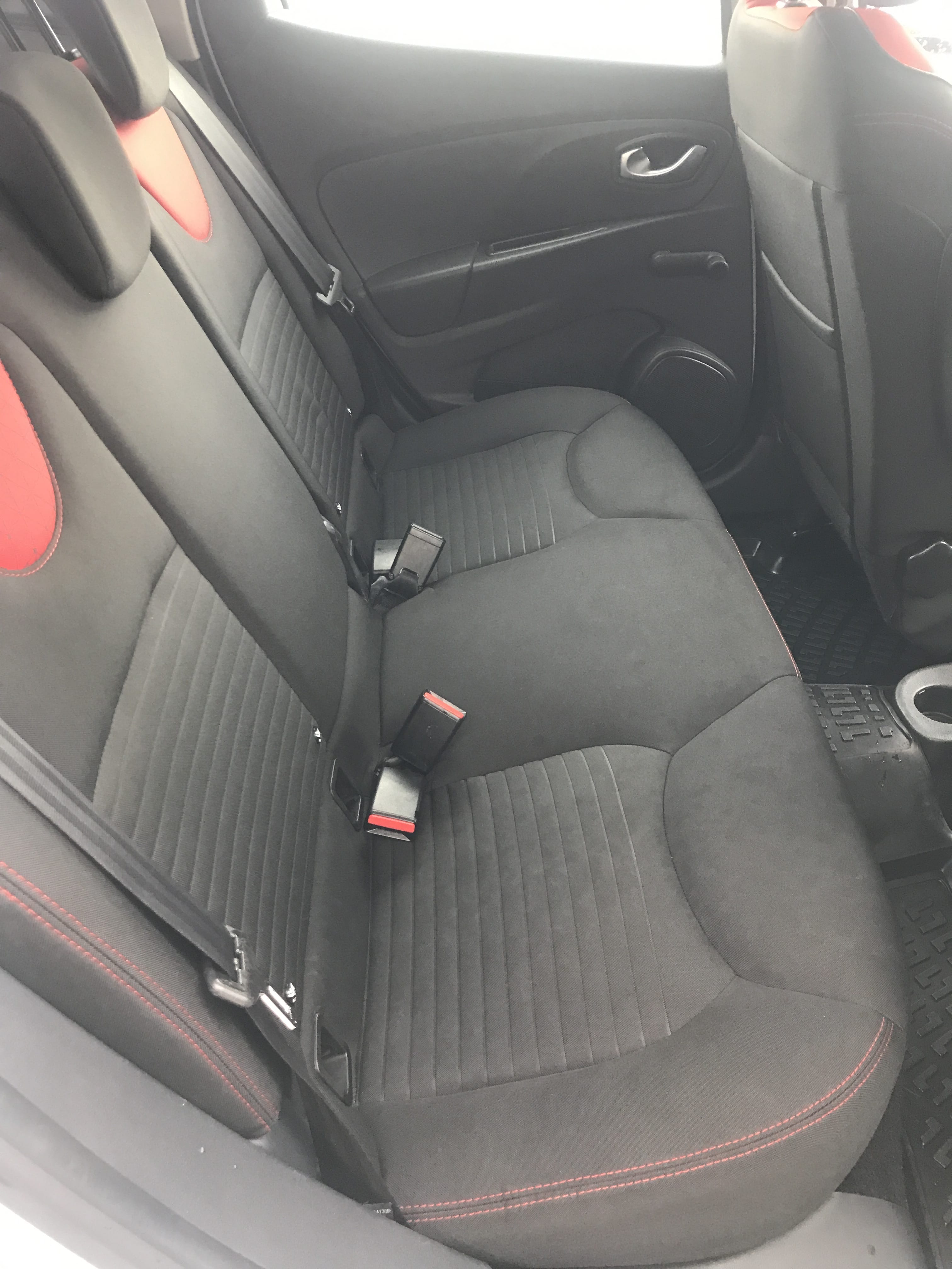 Renault Clio avec Pneus neige