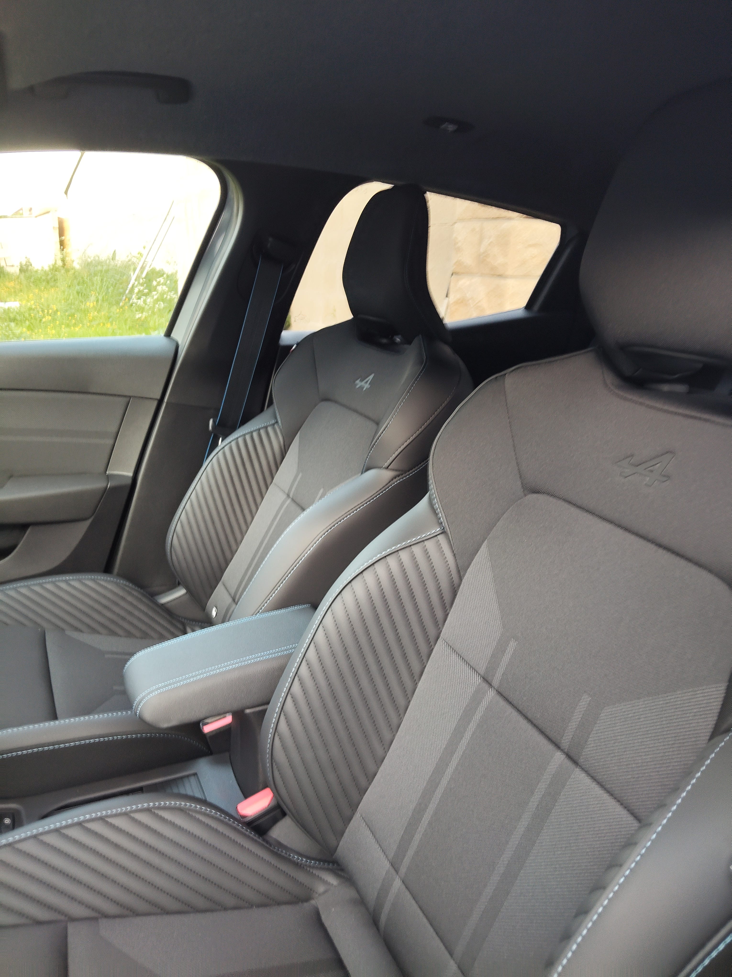 Renault Clio E-tech avec Entrée audio / iPod