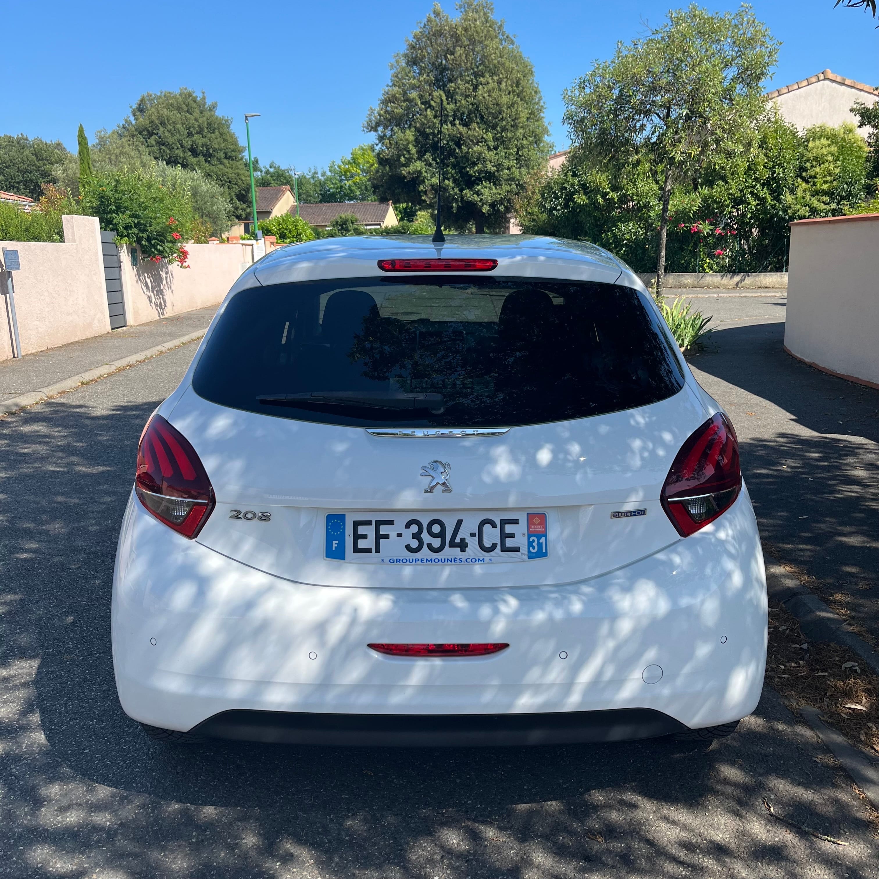 Peugeot 208