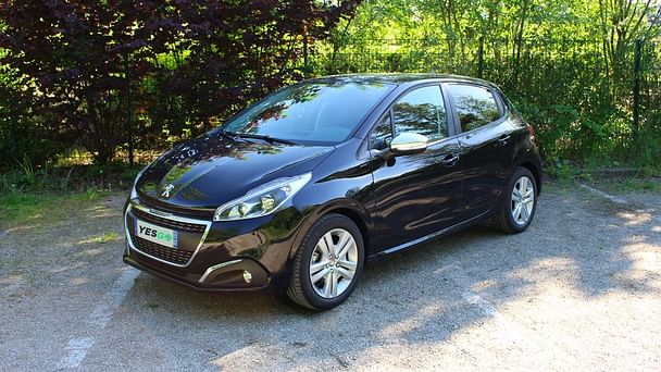 Peugeot 208 SIGNATURE - Proche Gare, 2019, Essence