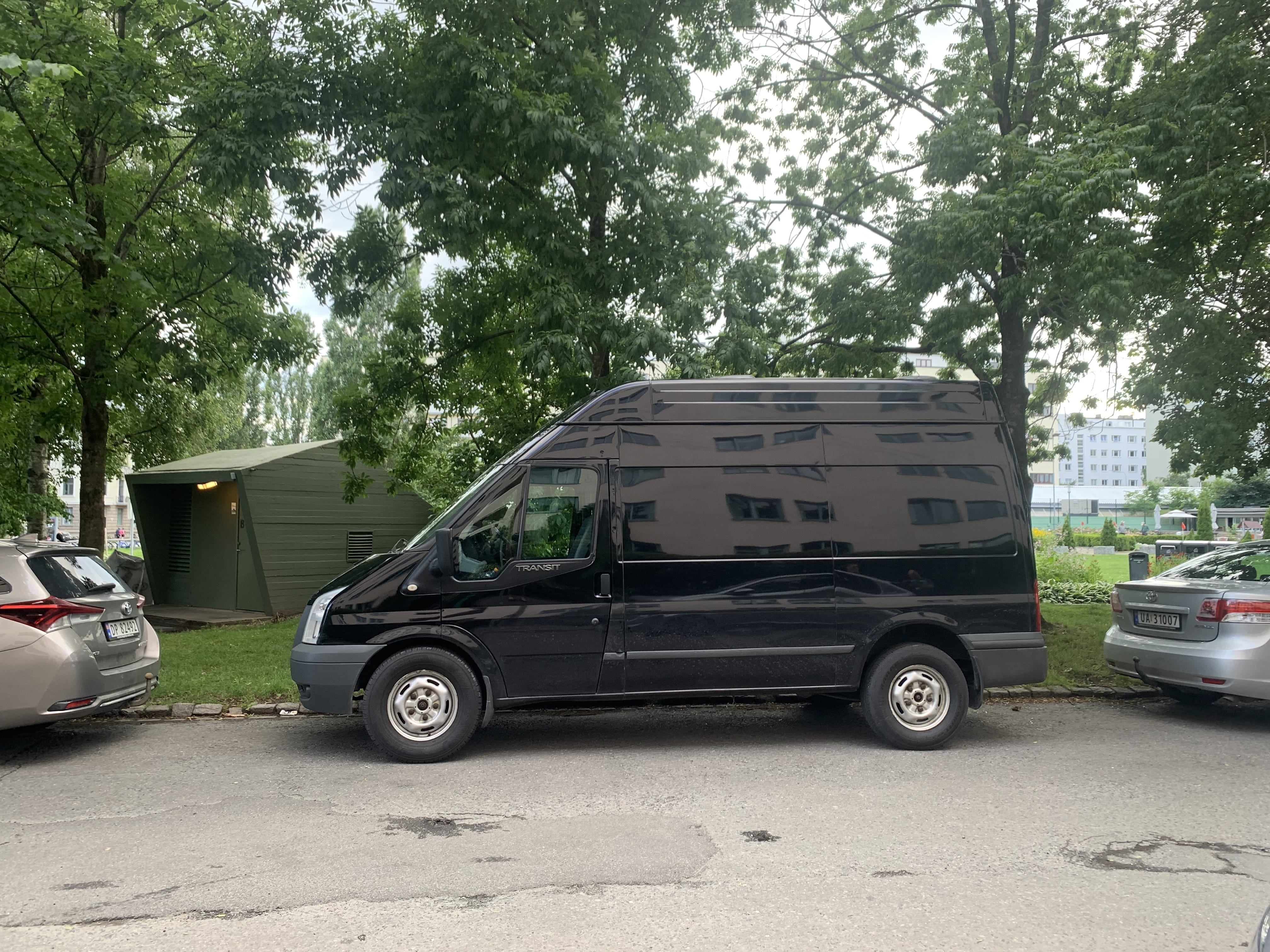 Ford Transit Camper med Lydinngang