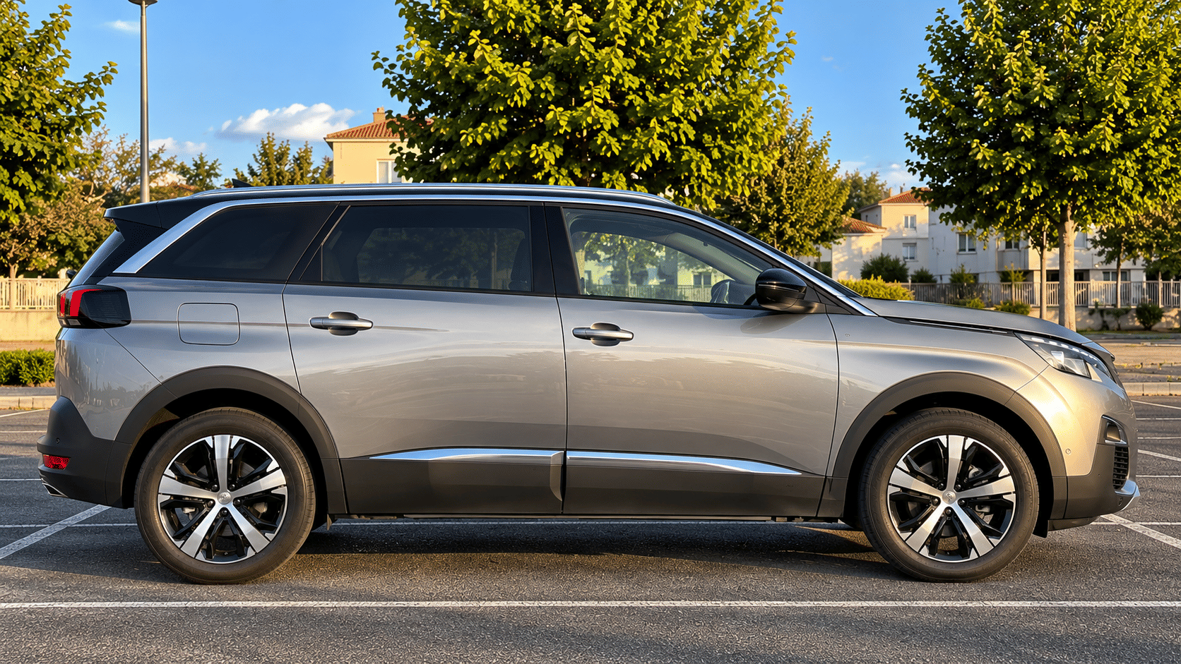 Peugeot 5008 1.5 HDI avec Climatisation