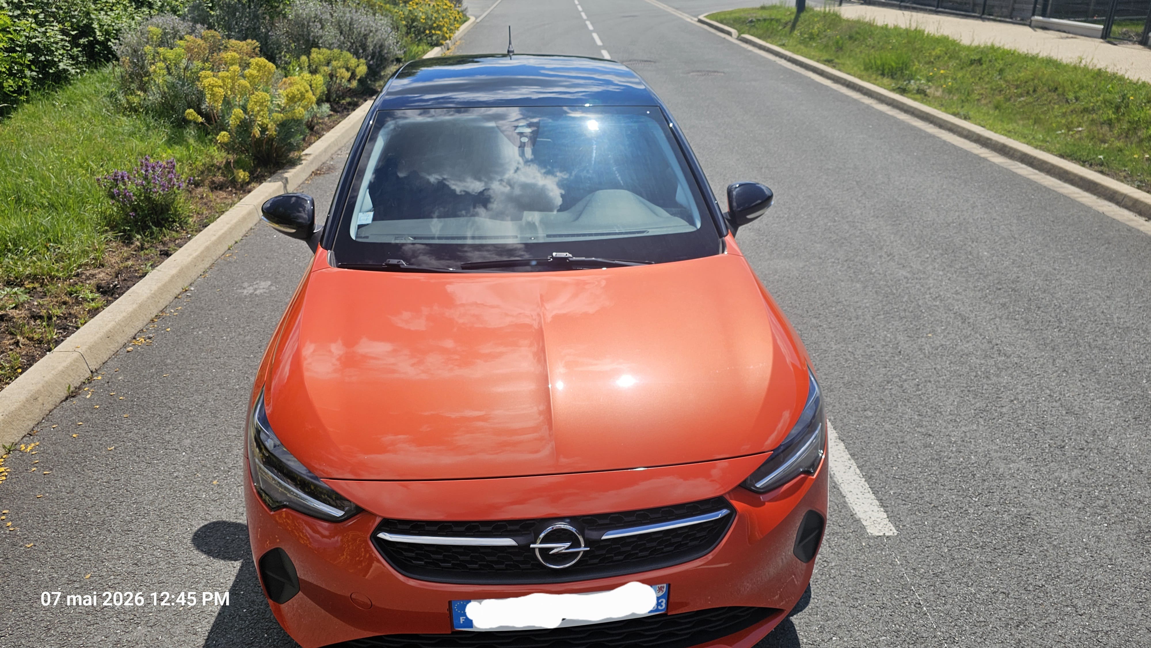 Opel Corsa Opel Corsa 2022 – Autonome 24h/24 | Parking inclus avec Port USB
