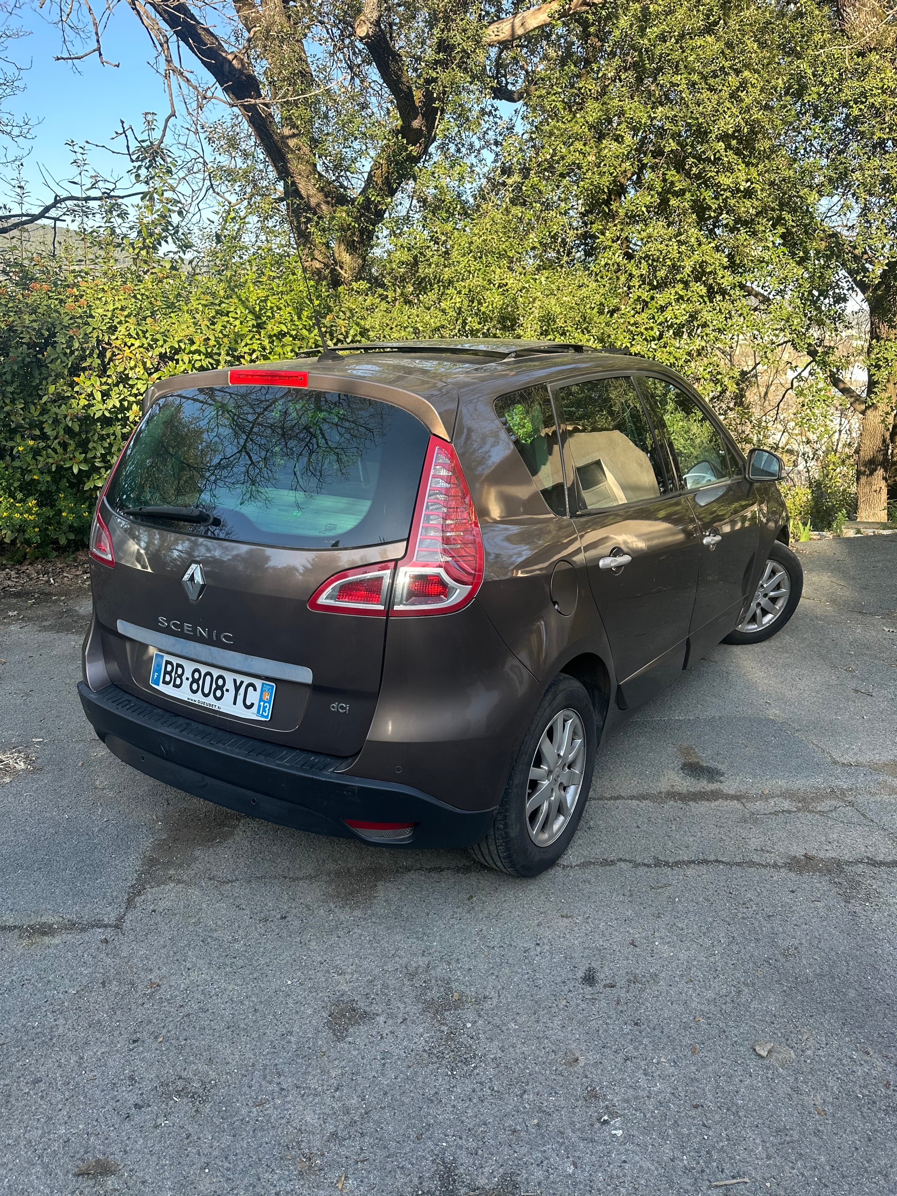 Renault Scenic avec Climatisation