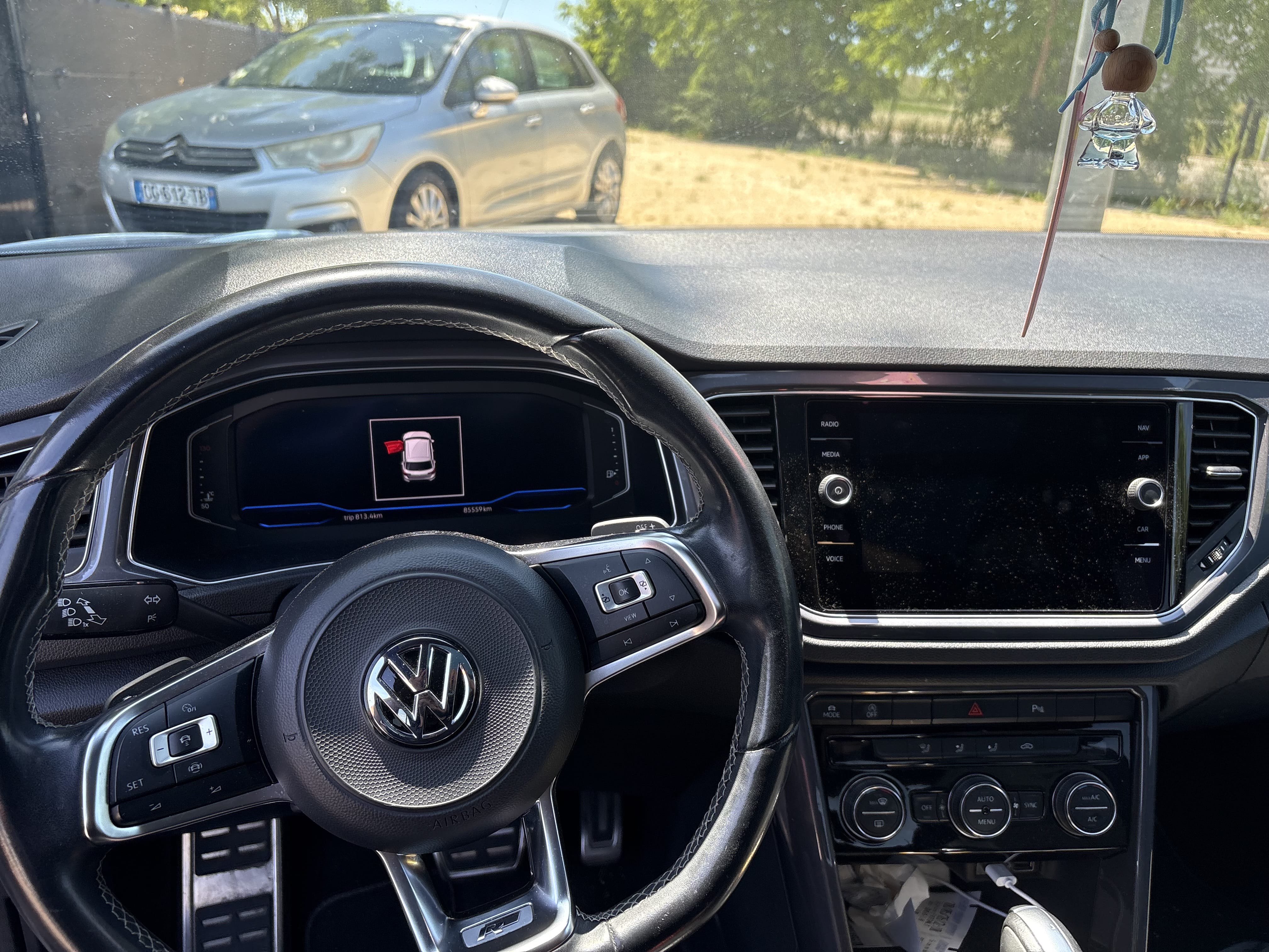 Volkswagen T-Roc avec GPS