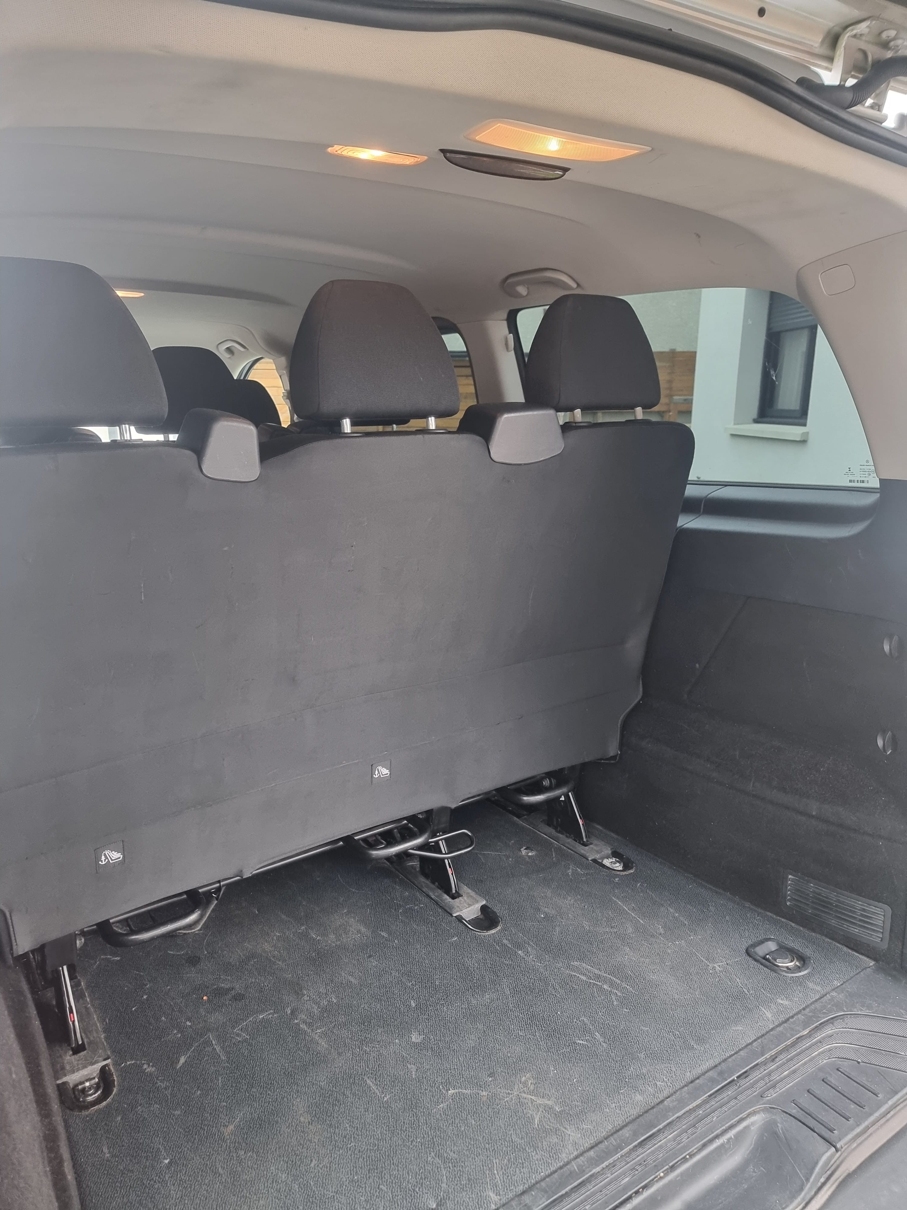 Mercedes-Benz Vito Tourer avec Entrée audio / iPod