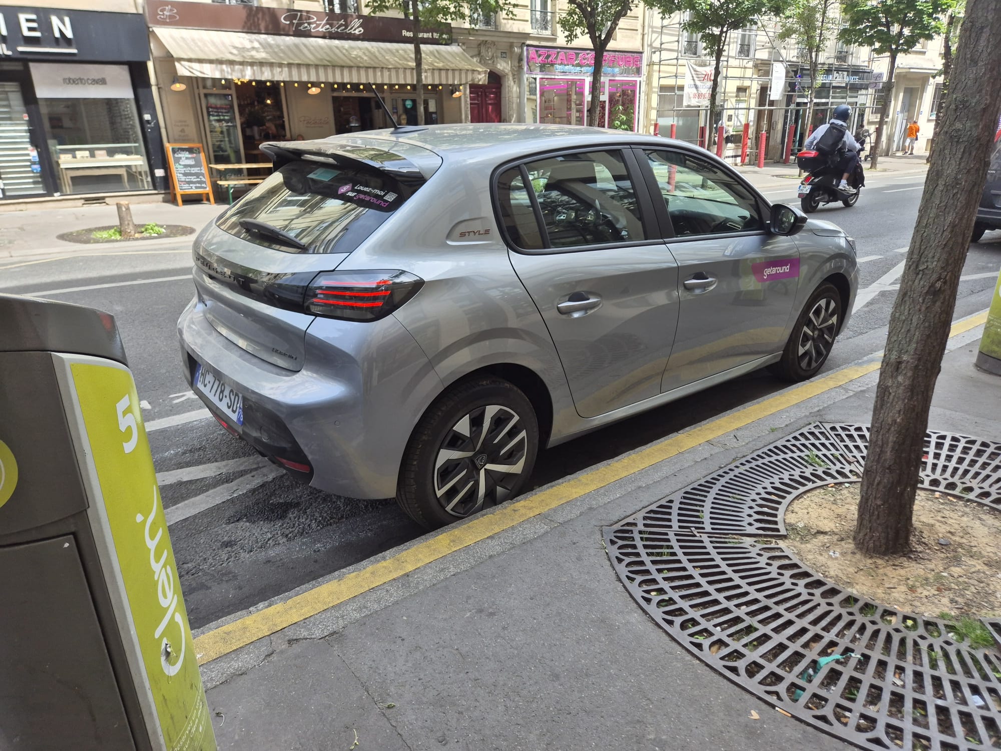 Peugeot 208 avec Régulateur de vitesse