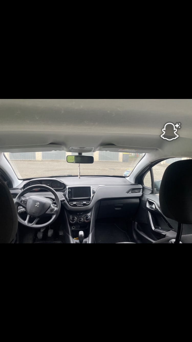 Peugeot 208 avec Régulateur de vitesse