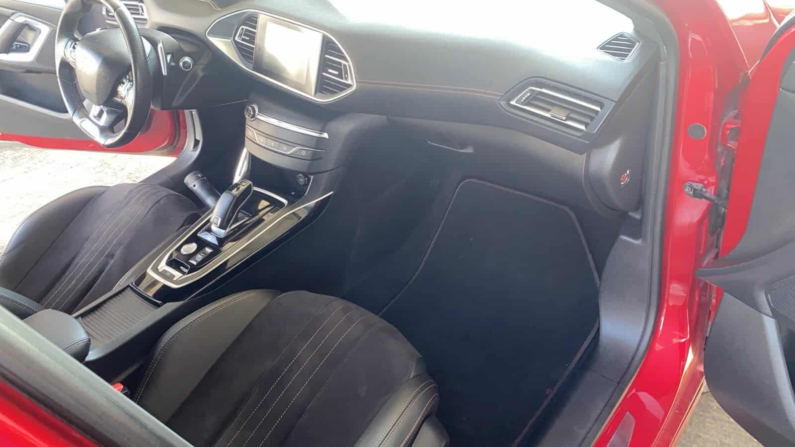 Peugeot 308 GT avec Audio Bluetooth